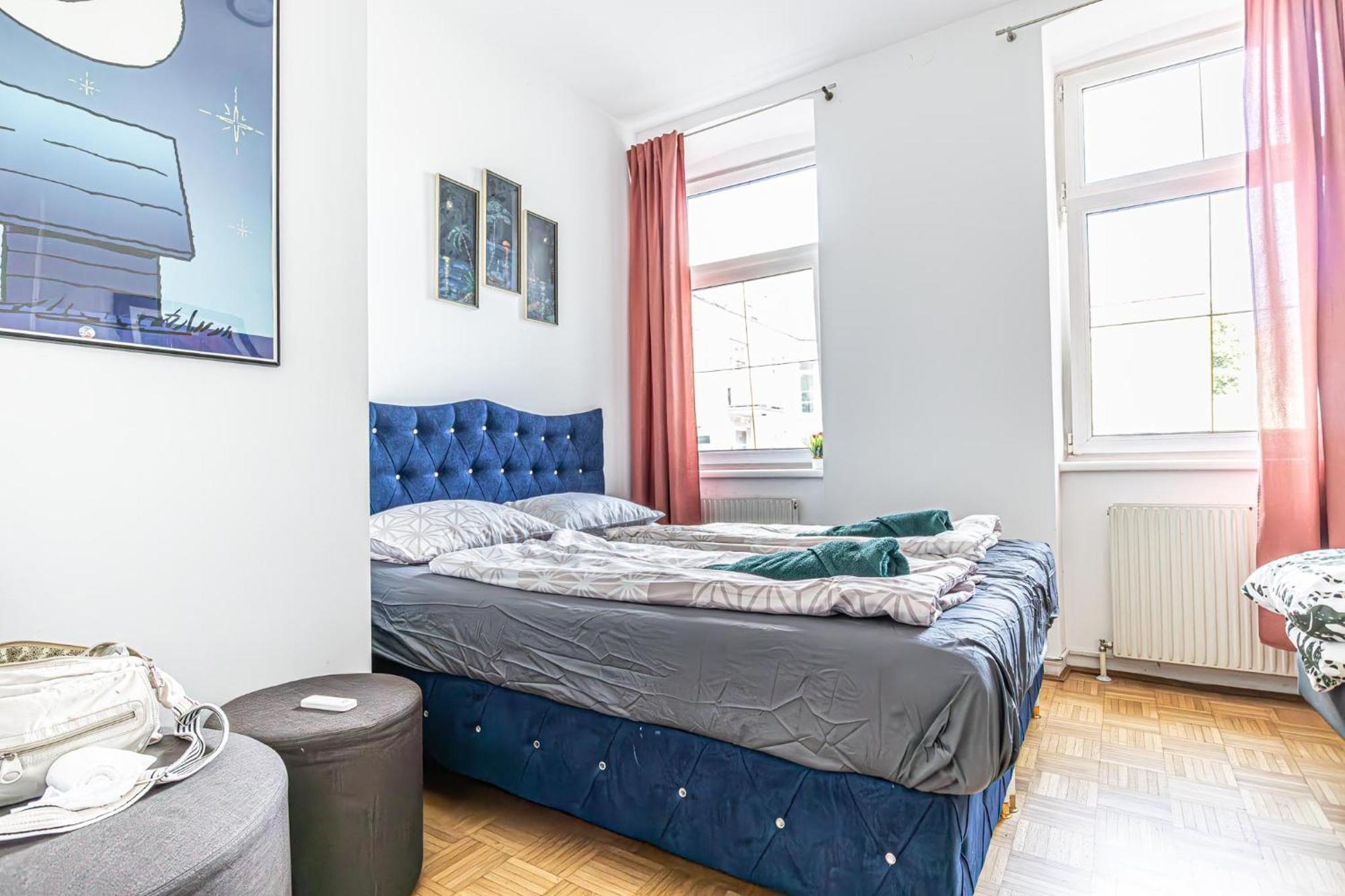 Hostel Near Schoenbrunn - Economy In Shared At Meidling Train Station