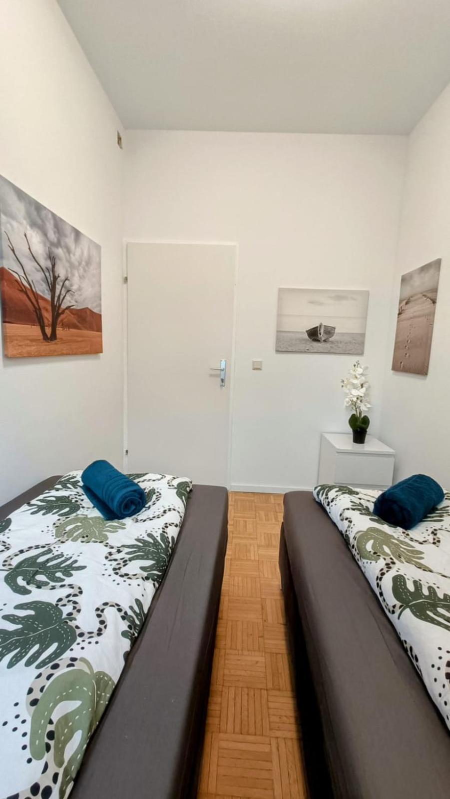 Near Schoenbrunn - Economy In Shared At Meidling Train Station Hostel *