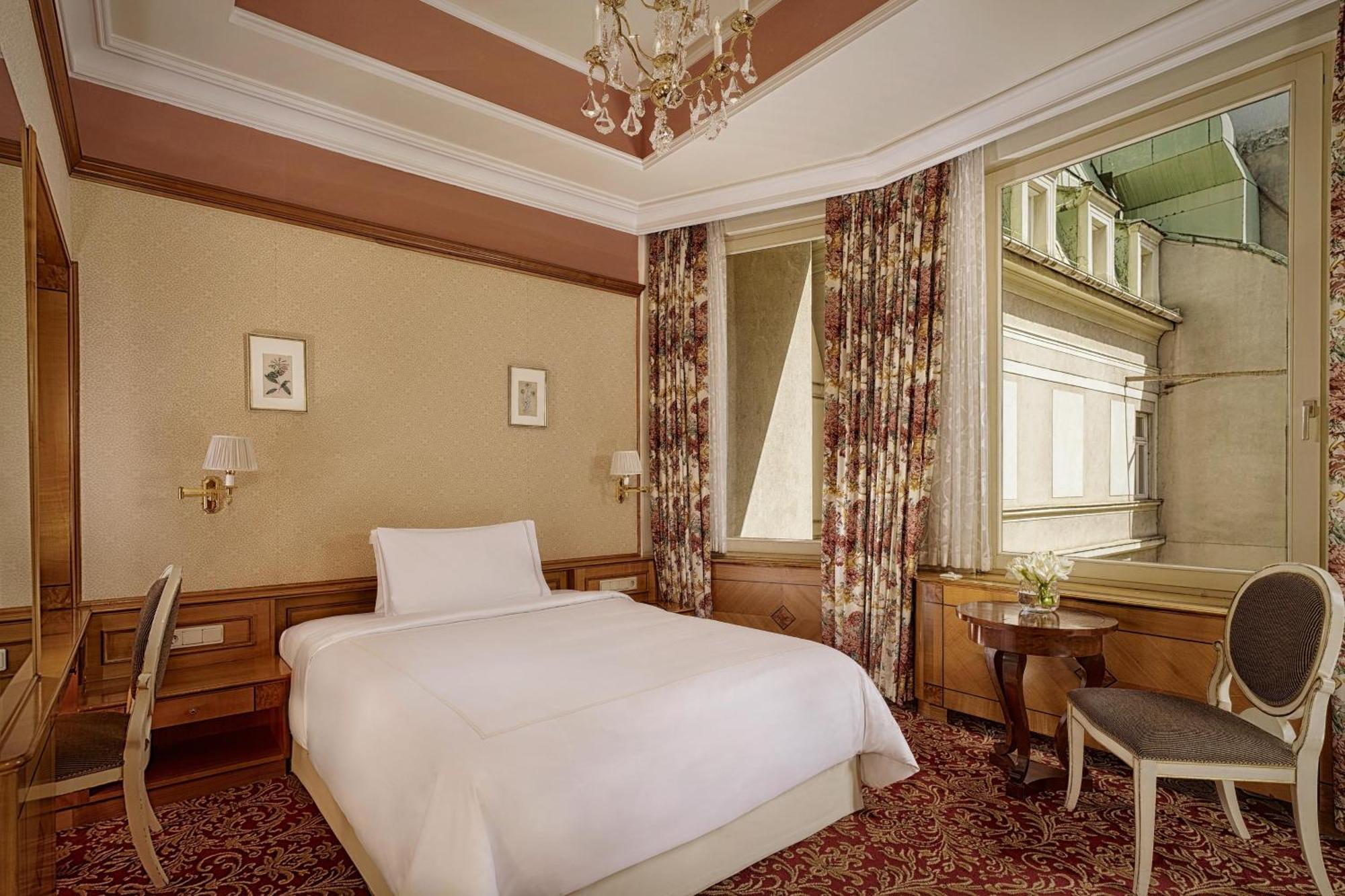 Hotel Bristol, A Luxury Collection Hotel,