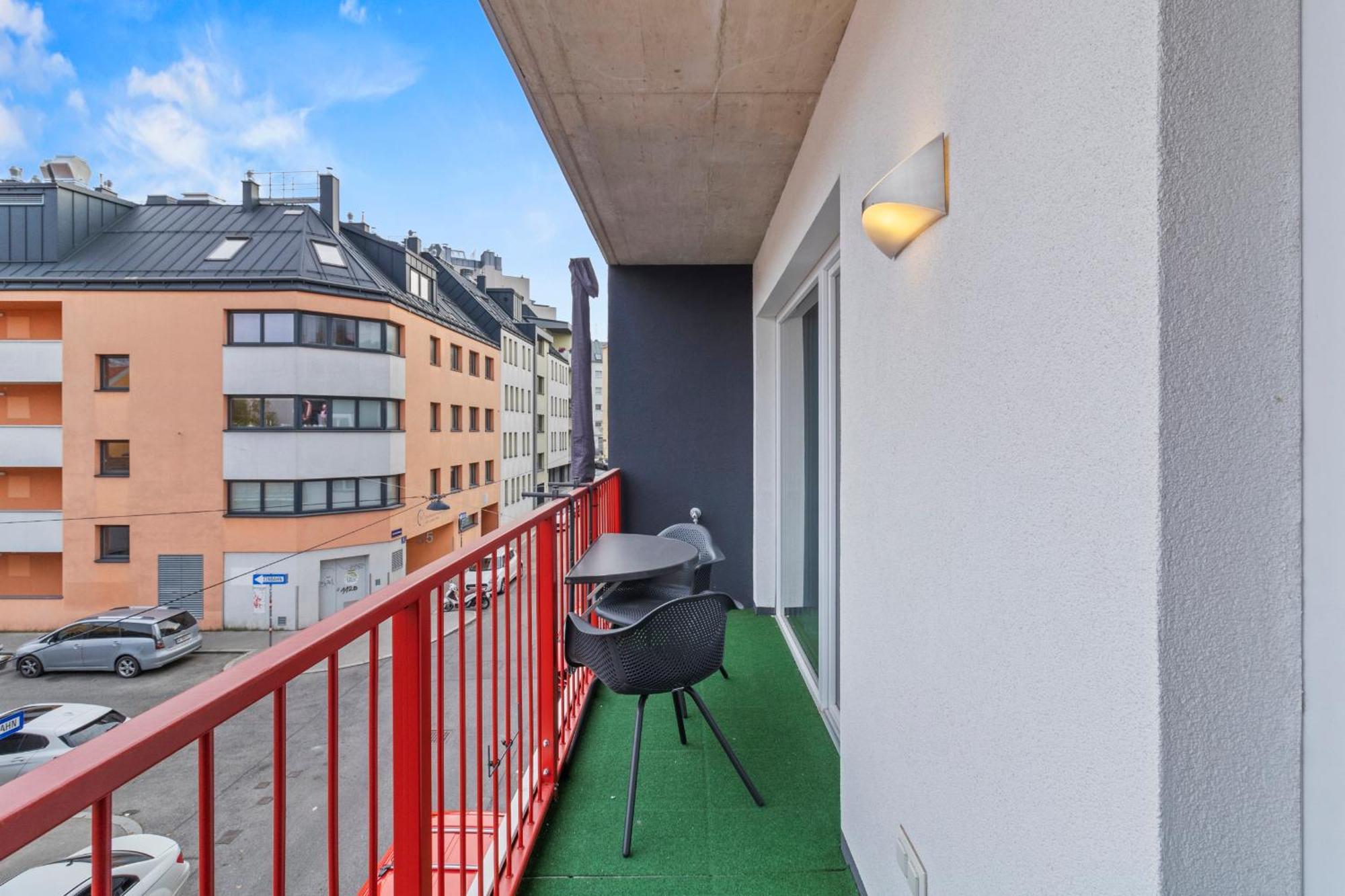 Free Parking I Balcony I 5 Min To Train Station Apartment Wien