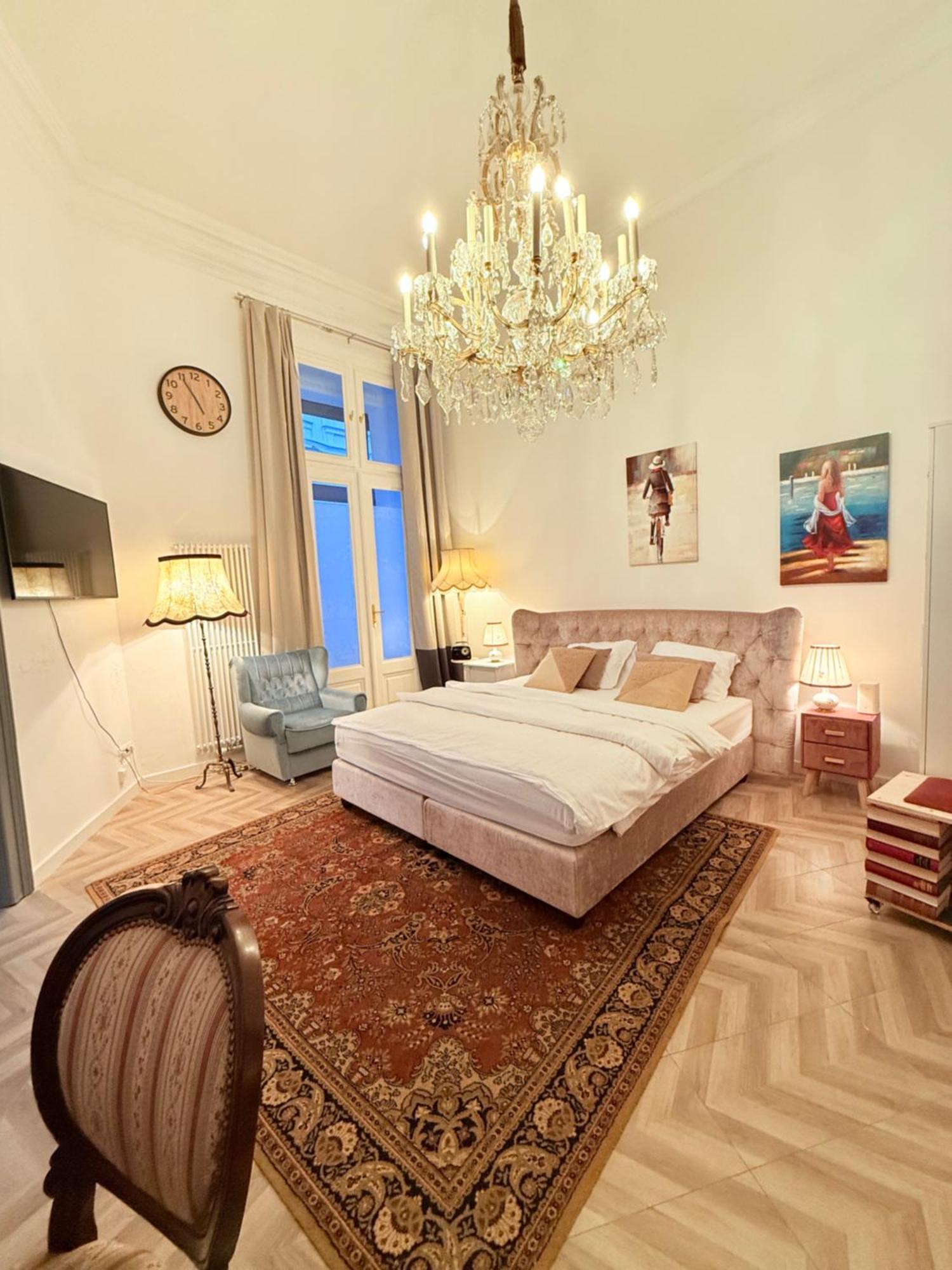 Classic Schoennbrunn Contactless Check In Apartment *
