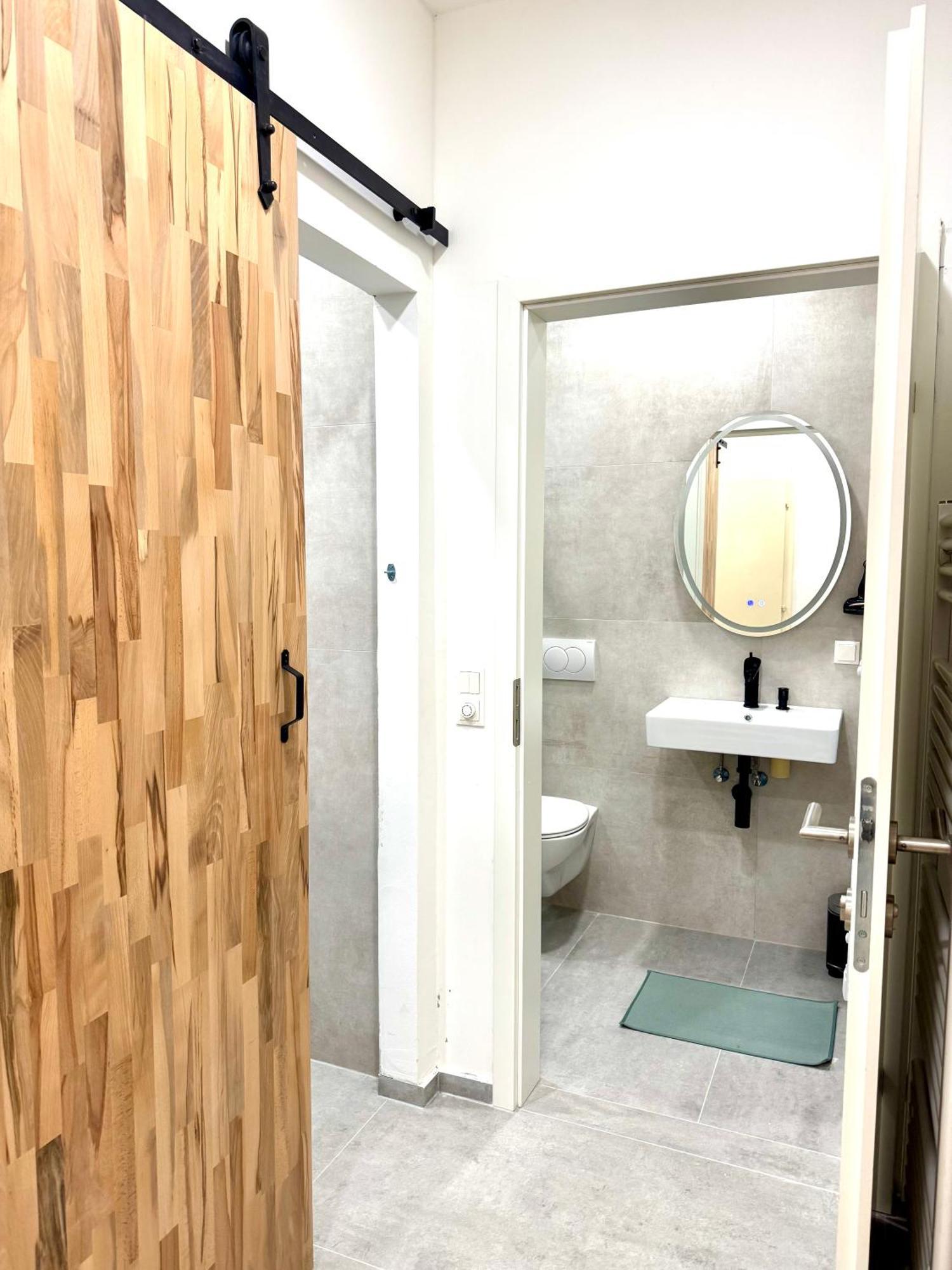 140 M2 Apartment *