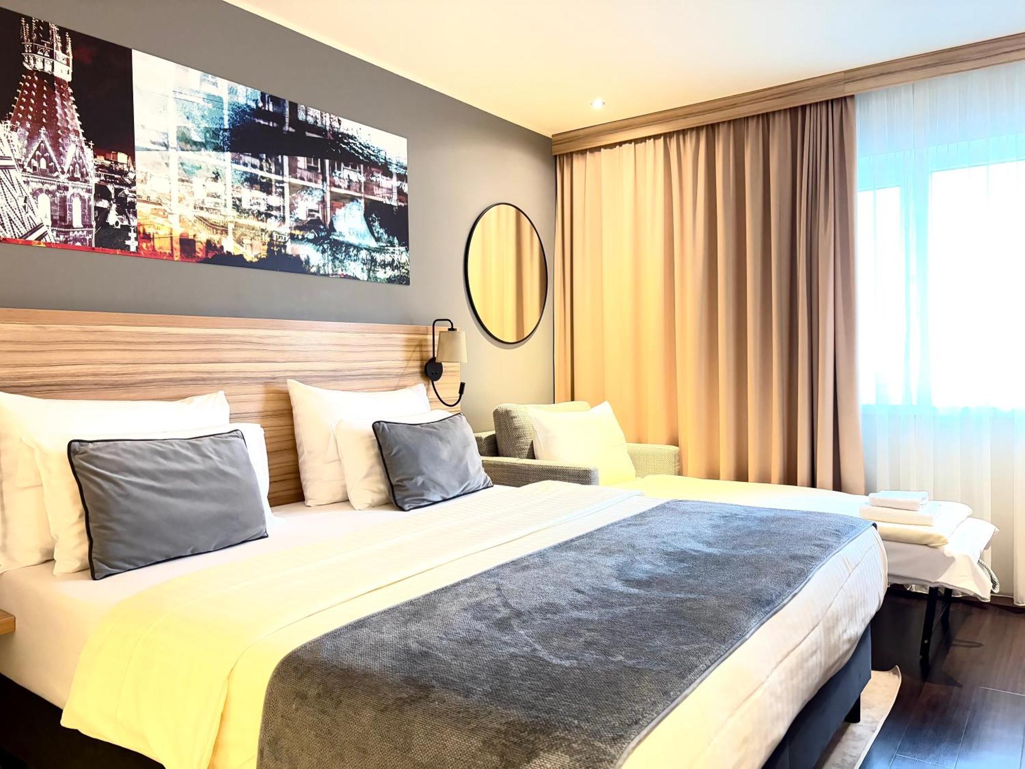 Leonardo Hauptbahnhof Hotel 4*