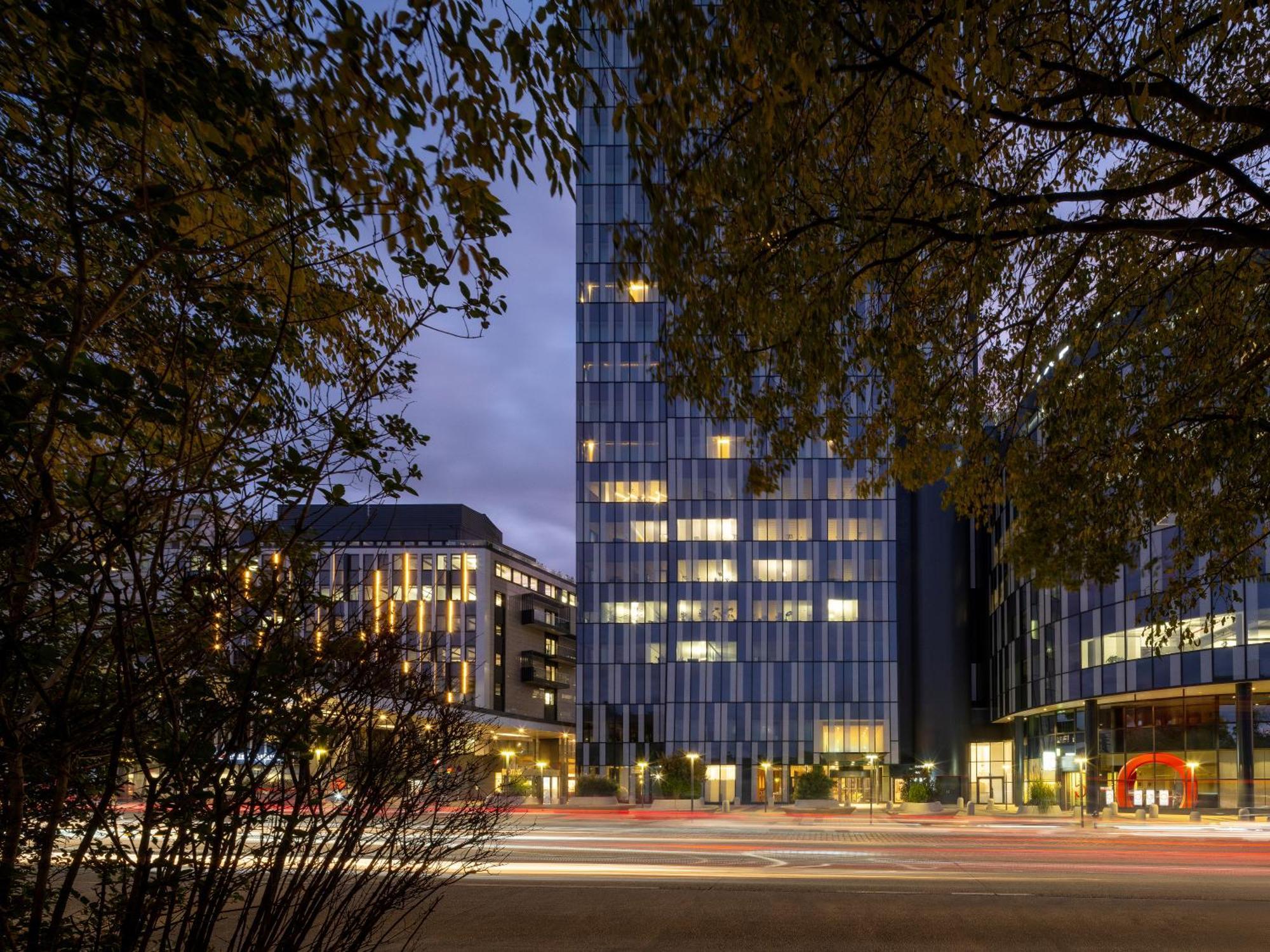 Clarion South Hotel 4*