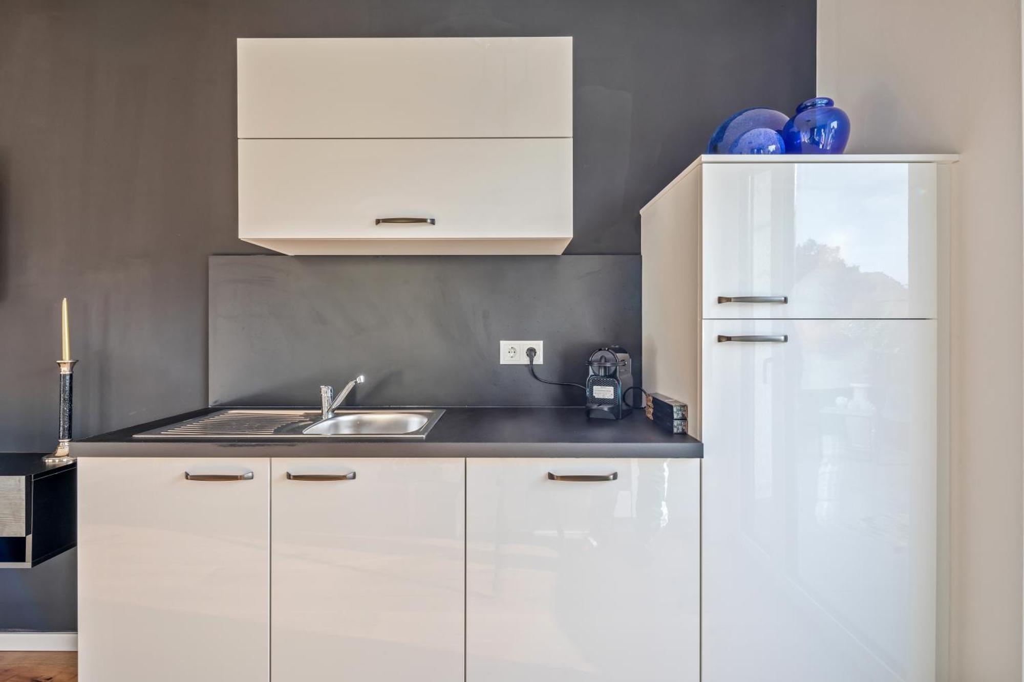 Black - Whirlpool Terrace - Free Parking - Wifi