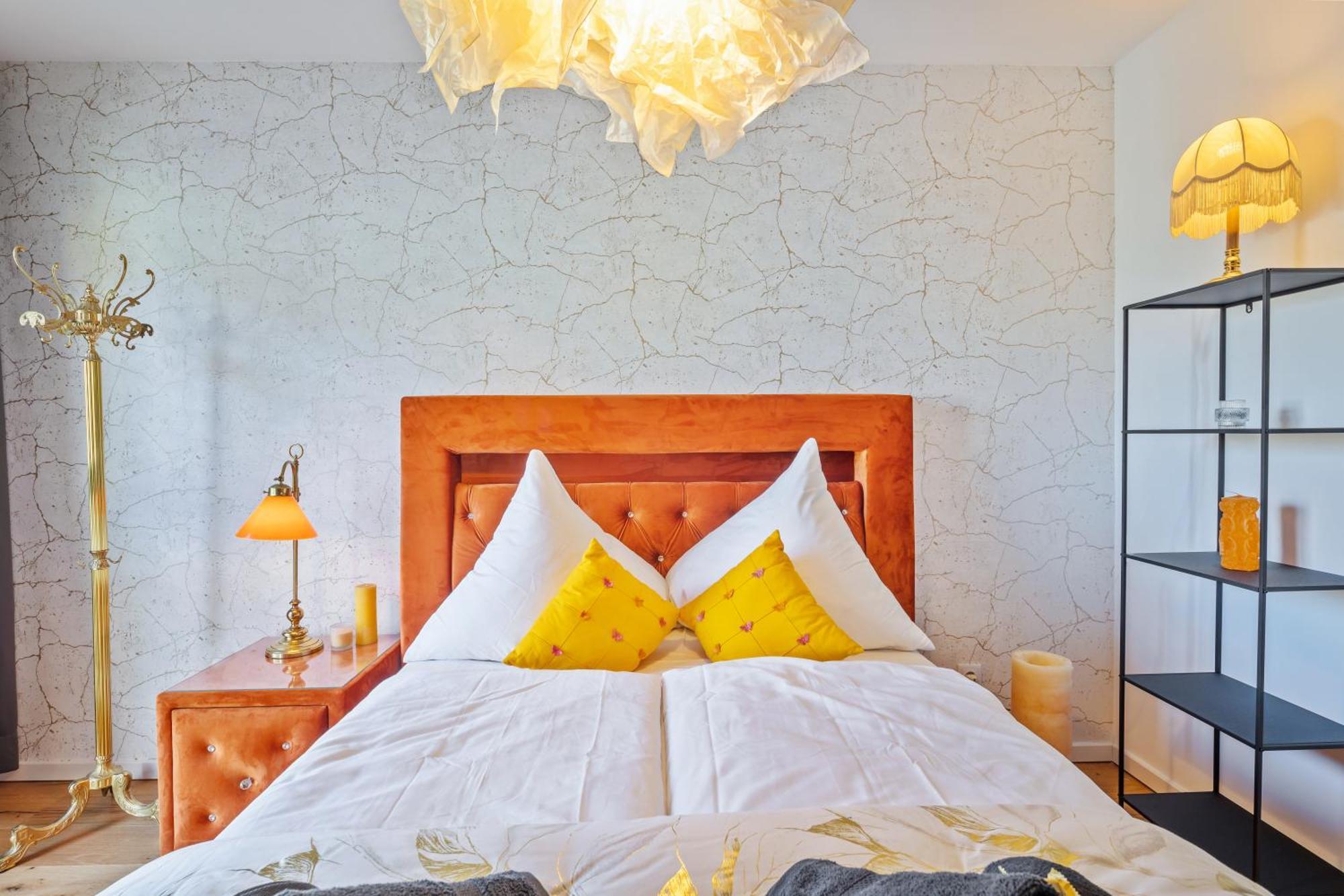 Black - Whirlpool Terrace - Free Parking - Wifi