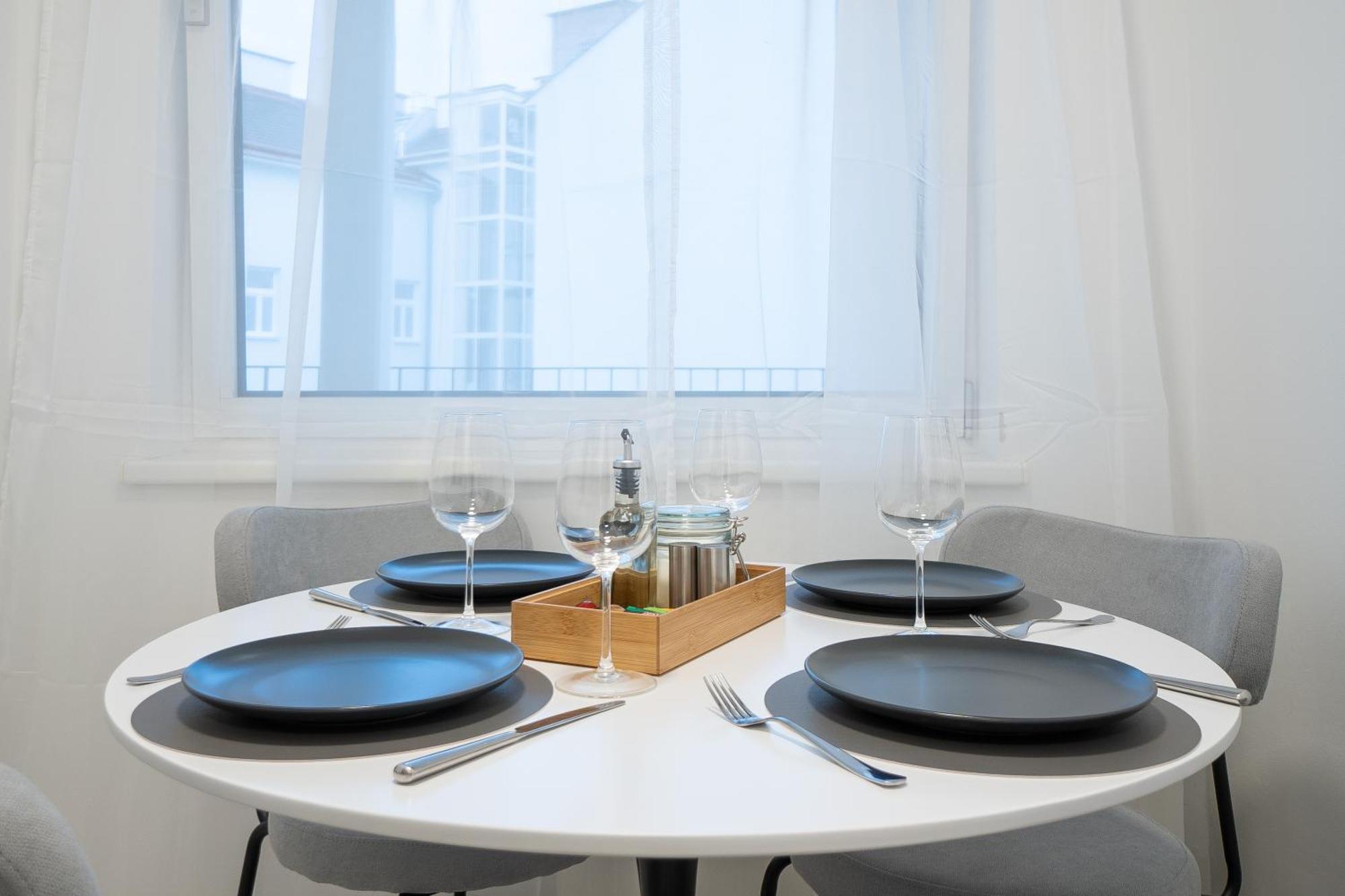 Apartment Bright Stylish With A Huge Terrace In A Location