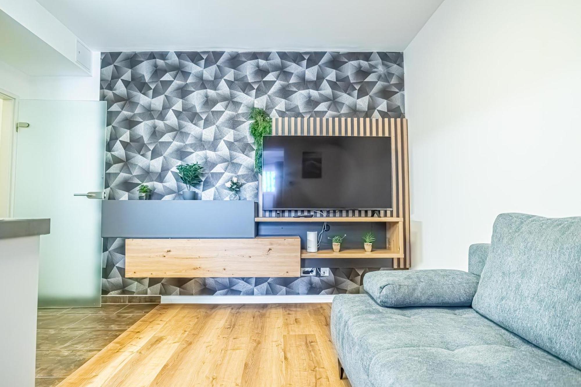 Charming 1br And 1lr Modern Design Donaustadt Wien