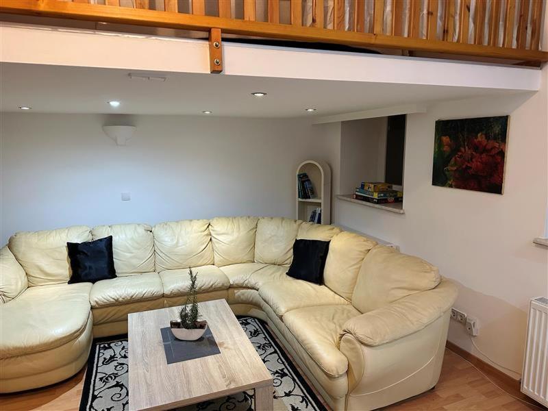 Viki's Galerie Apartment