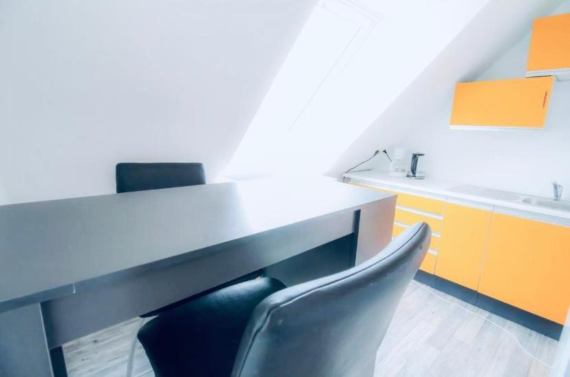 Central 4br Shared With Terrace 10-min Walk To Augarten Wien