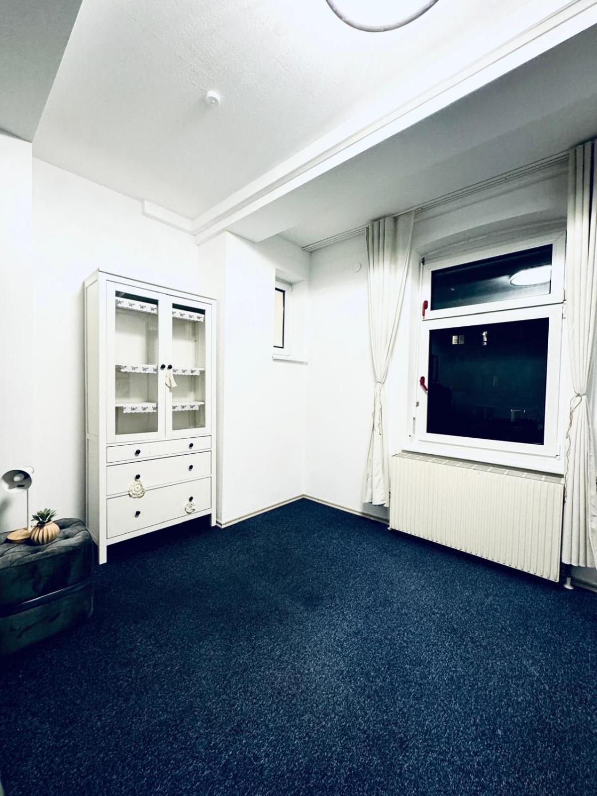 Bright Stay, 7br Shared Only 13min To Belvedere Palace * Vienna