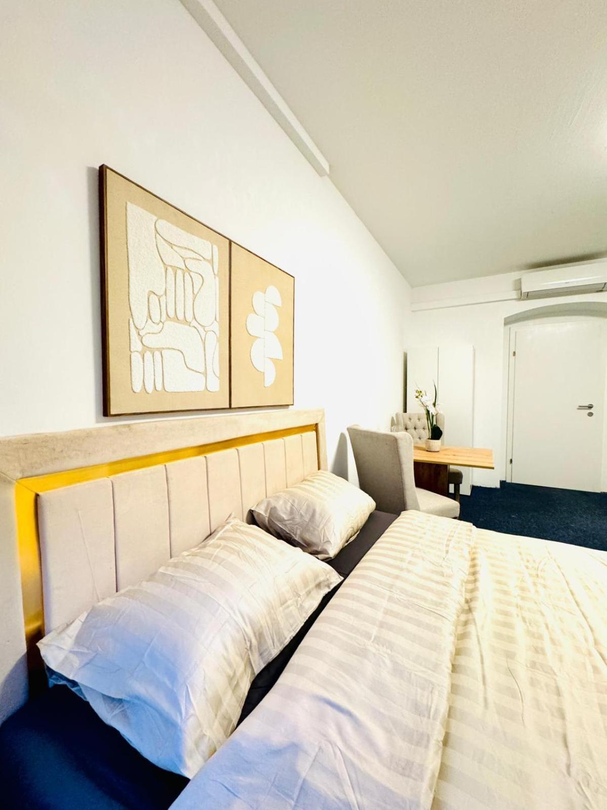 Bright Stay, 7br Shared Only 13min To Belvedere Palace Apartment Vienna