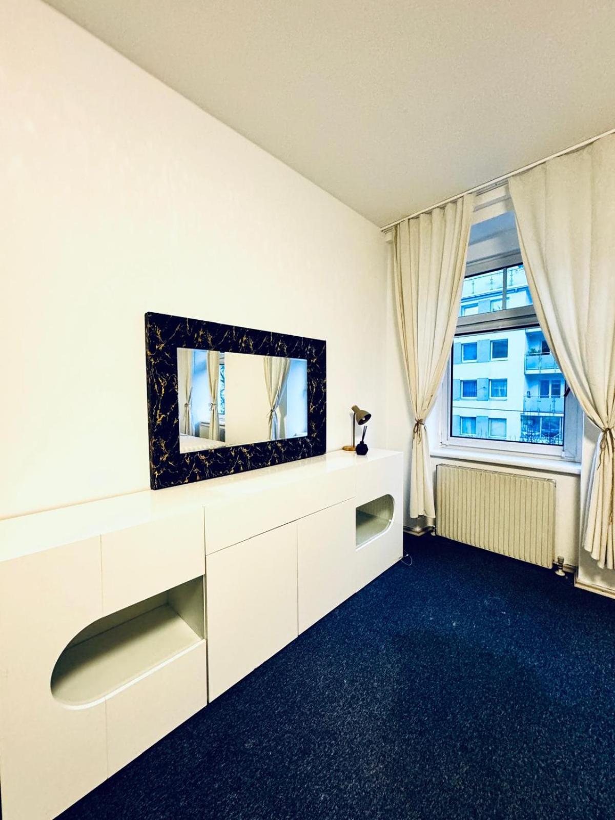 Apartment Bright Stay, 7br Shared Only 13min To Belvedere Palace Vienna