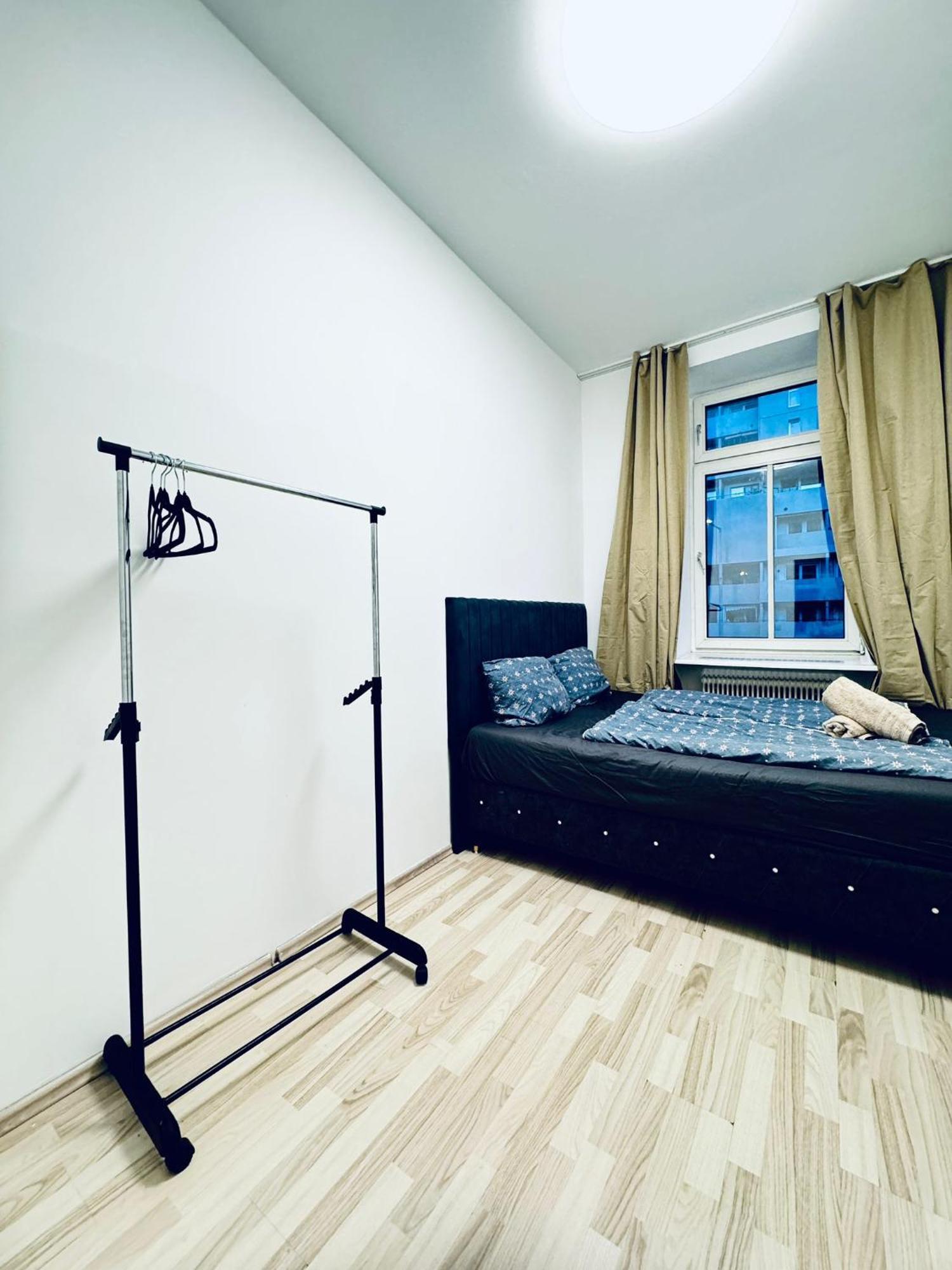 3br Shared Apartment, In The Heart Of *