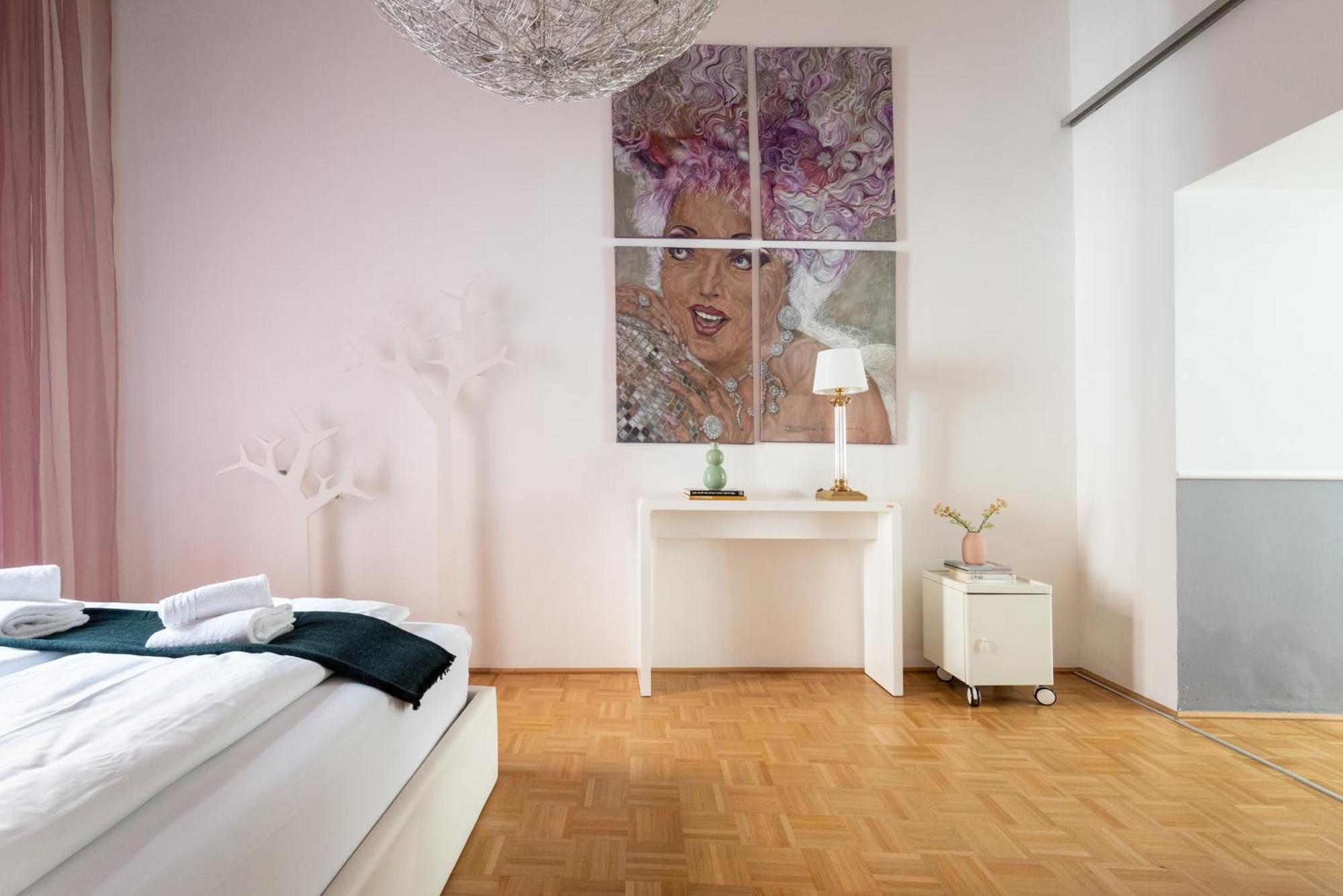 Apartment Unique 1br Oasis Near Subway By Hm Vienna