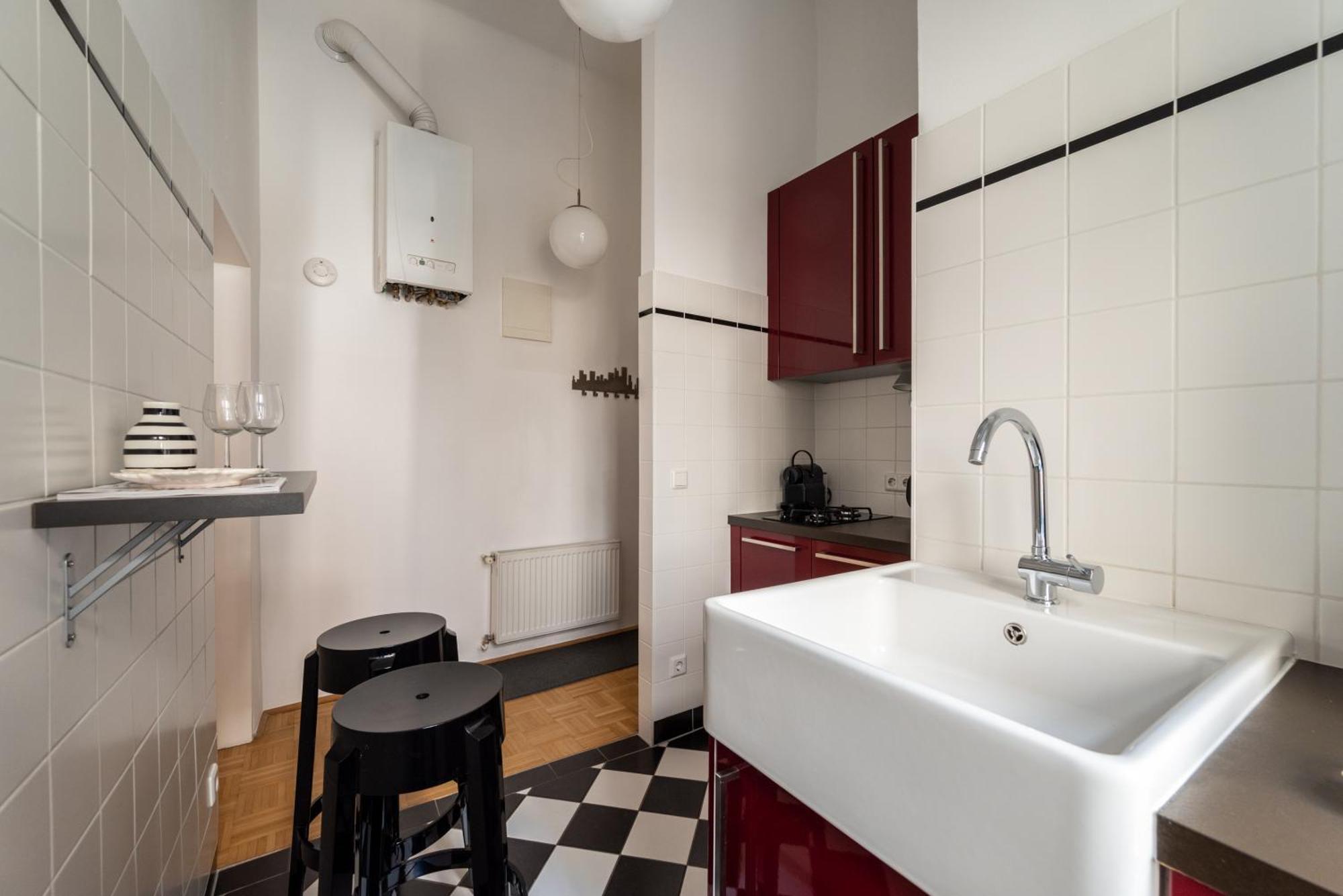 Unique 1br Oasis Near Subway By Hm Vienna