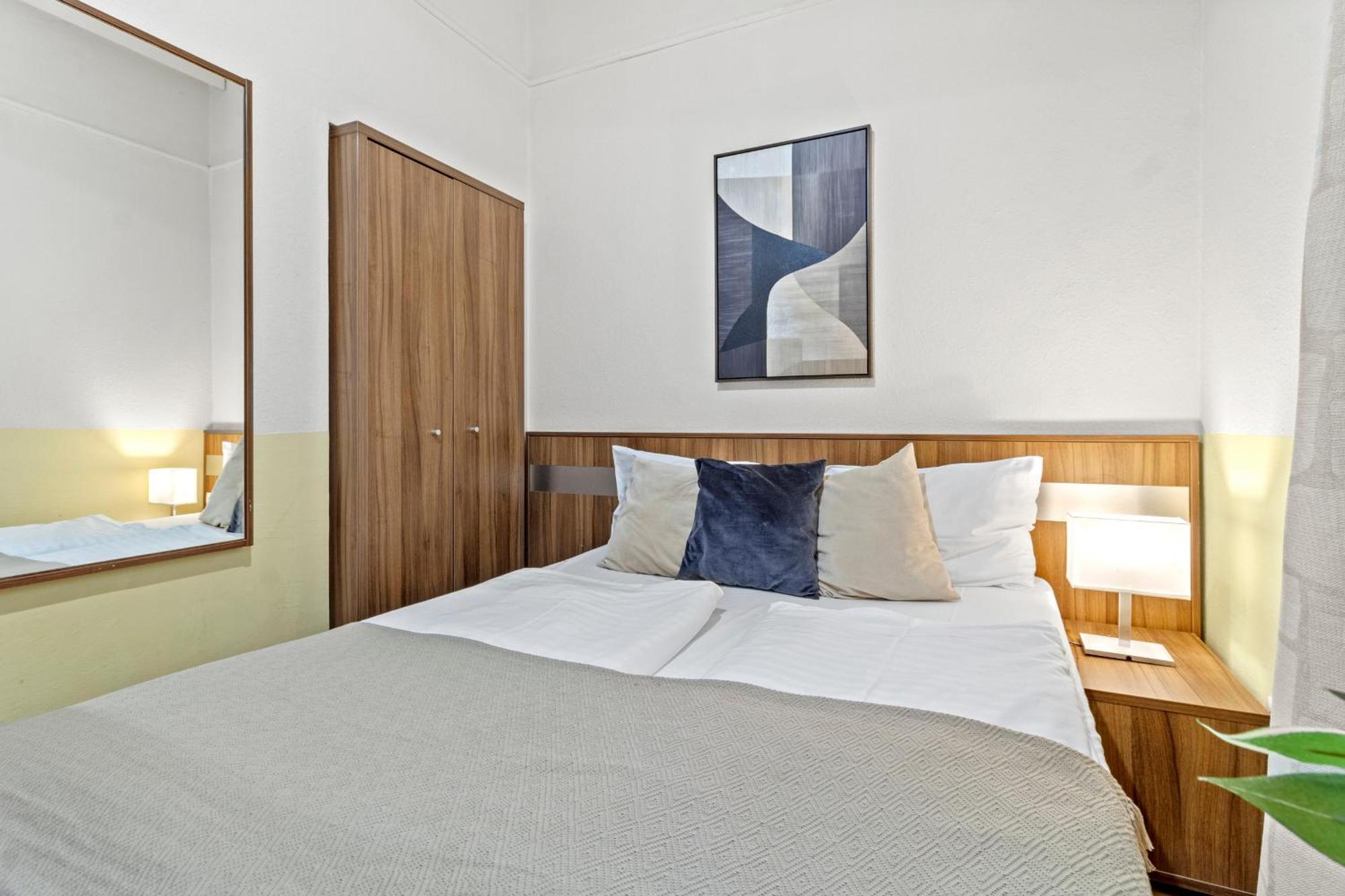 Paid Parking I Calm Location I 10 Minutes To S-bahn Apartment Vienna
