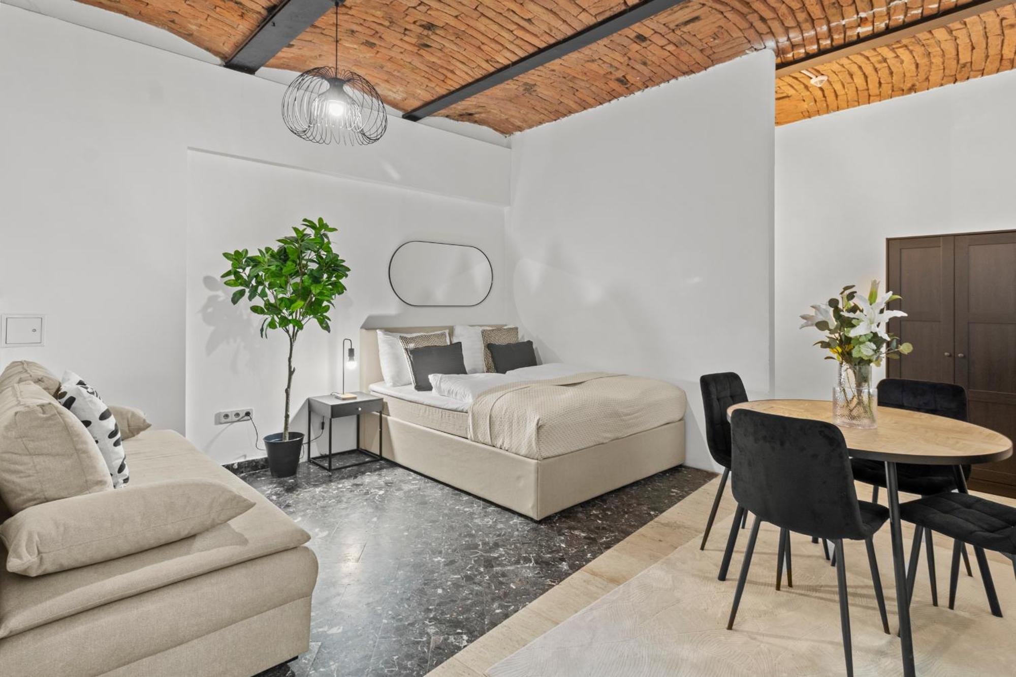 Apartment Paid Parking I Calm Location I 10 Minutes To S-bahn *