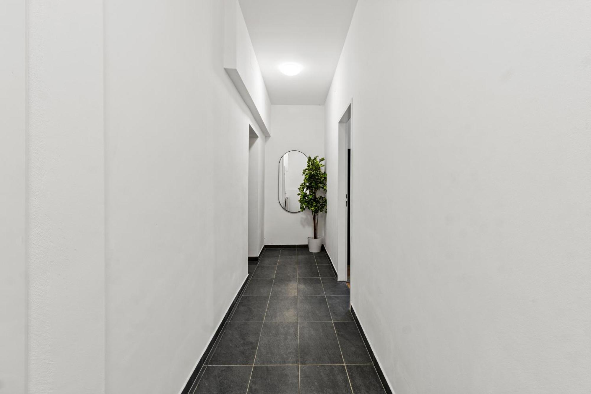 Paid Parking I Calm Location I 10 Minutes To S-bahn * Vienna