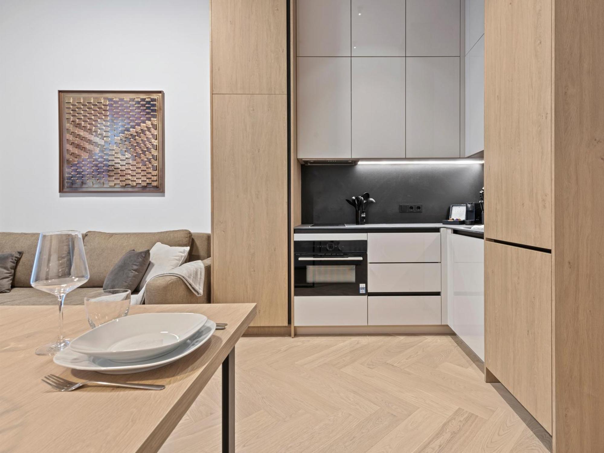 Apartment Gt7 District 9 - Managed By Sky9 Vienna