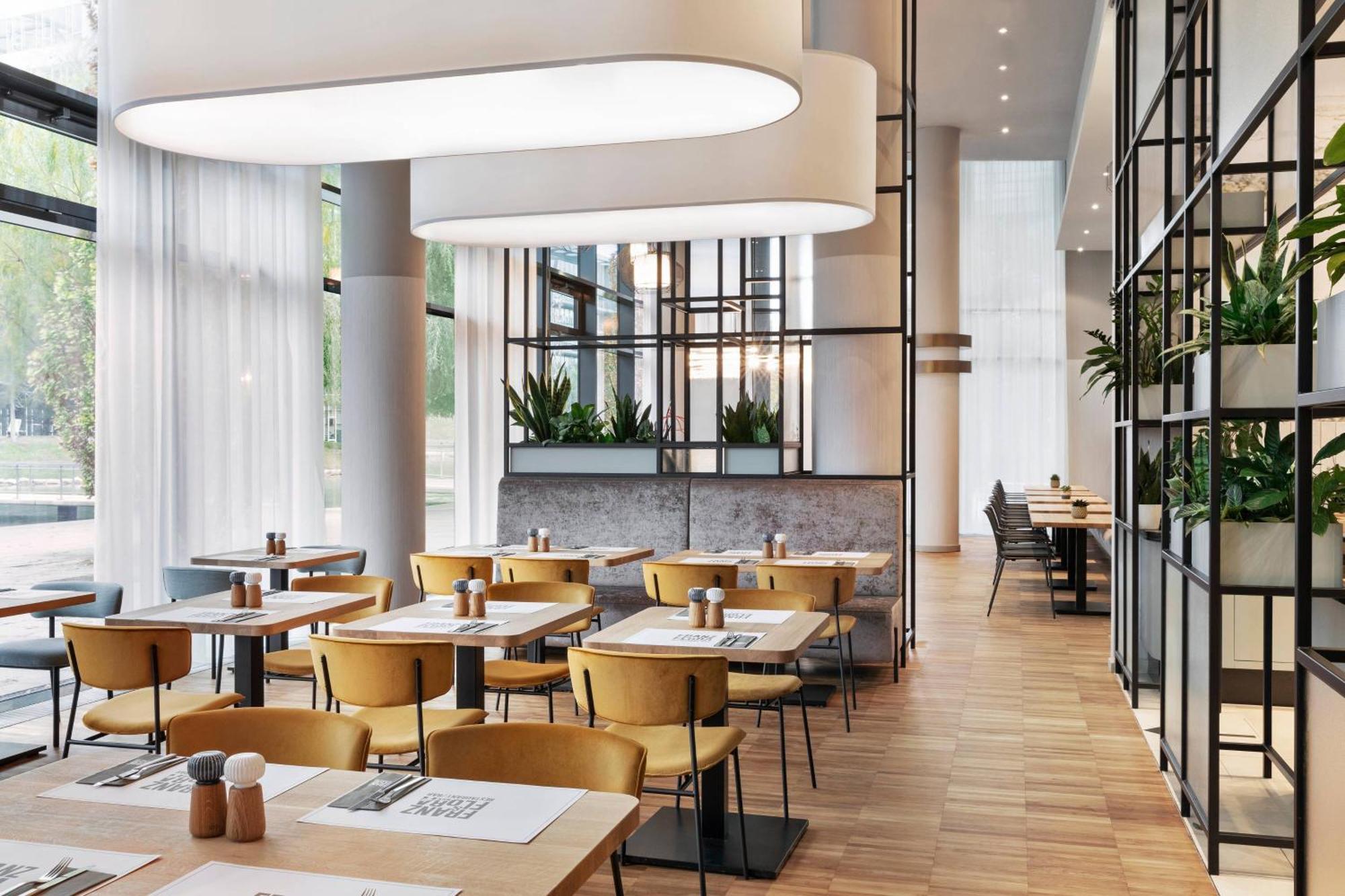 Courtyard By Marriott Prater/messe Hotel