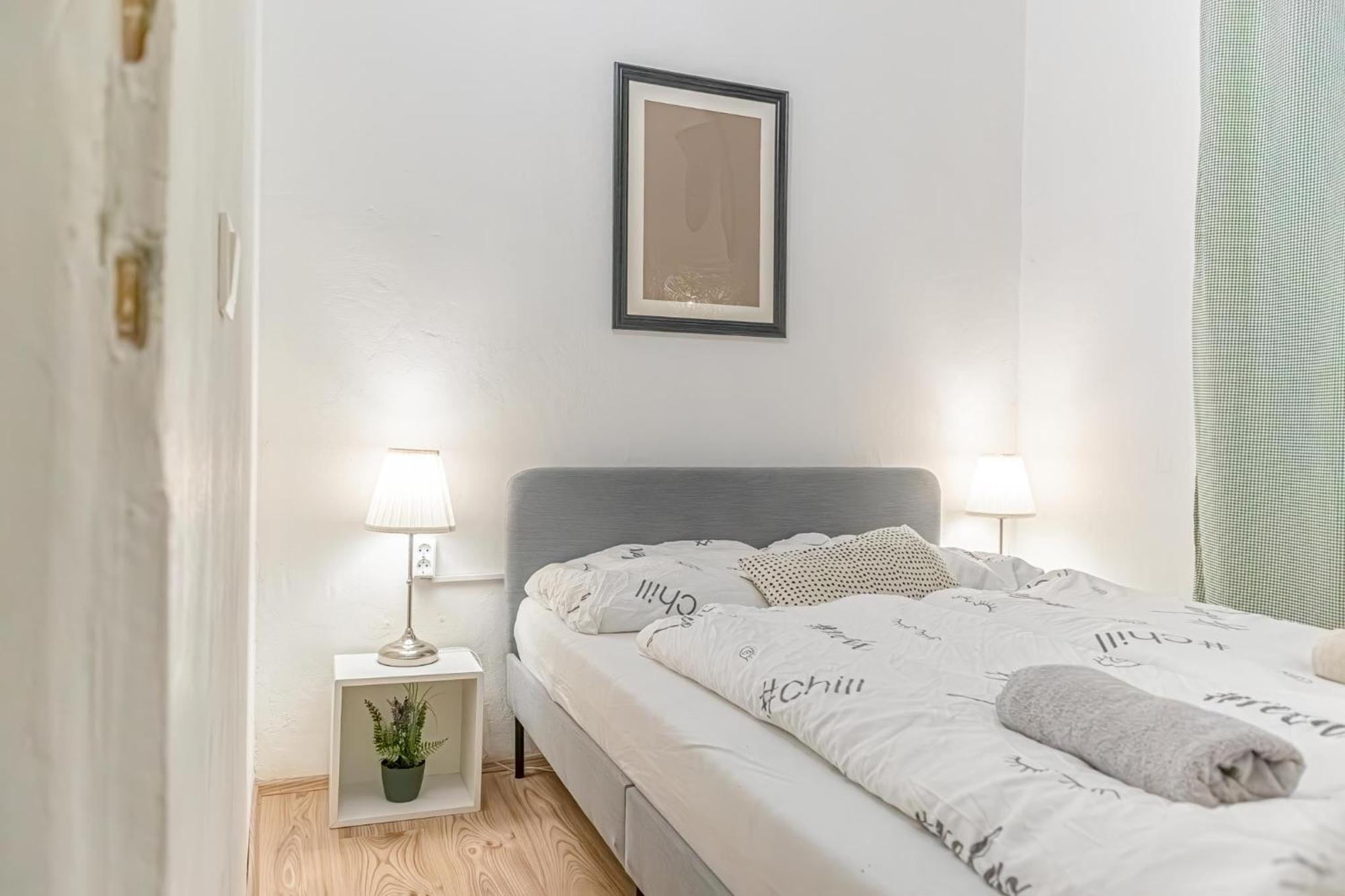 Budget-friendly 2br Apt With Great Location Vienna