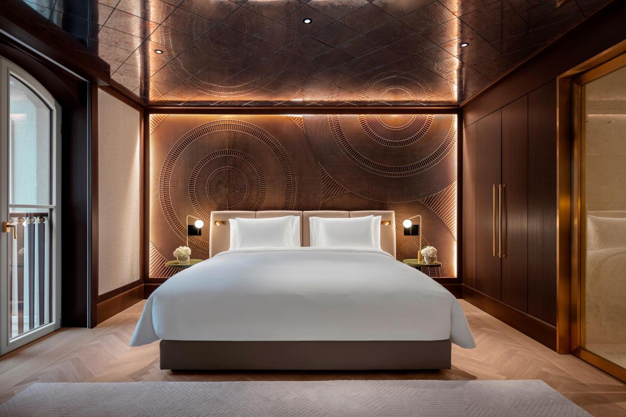 Almanac Palais Hotel 5*