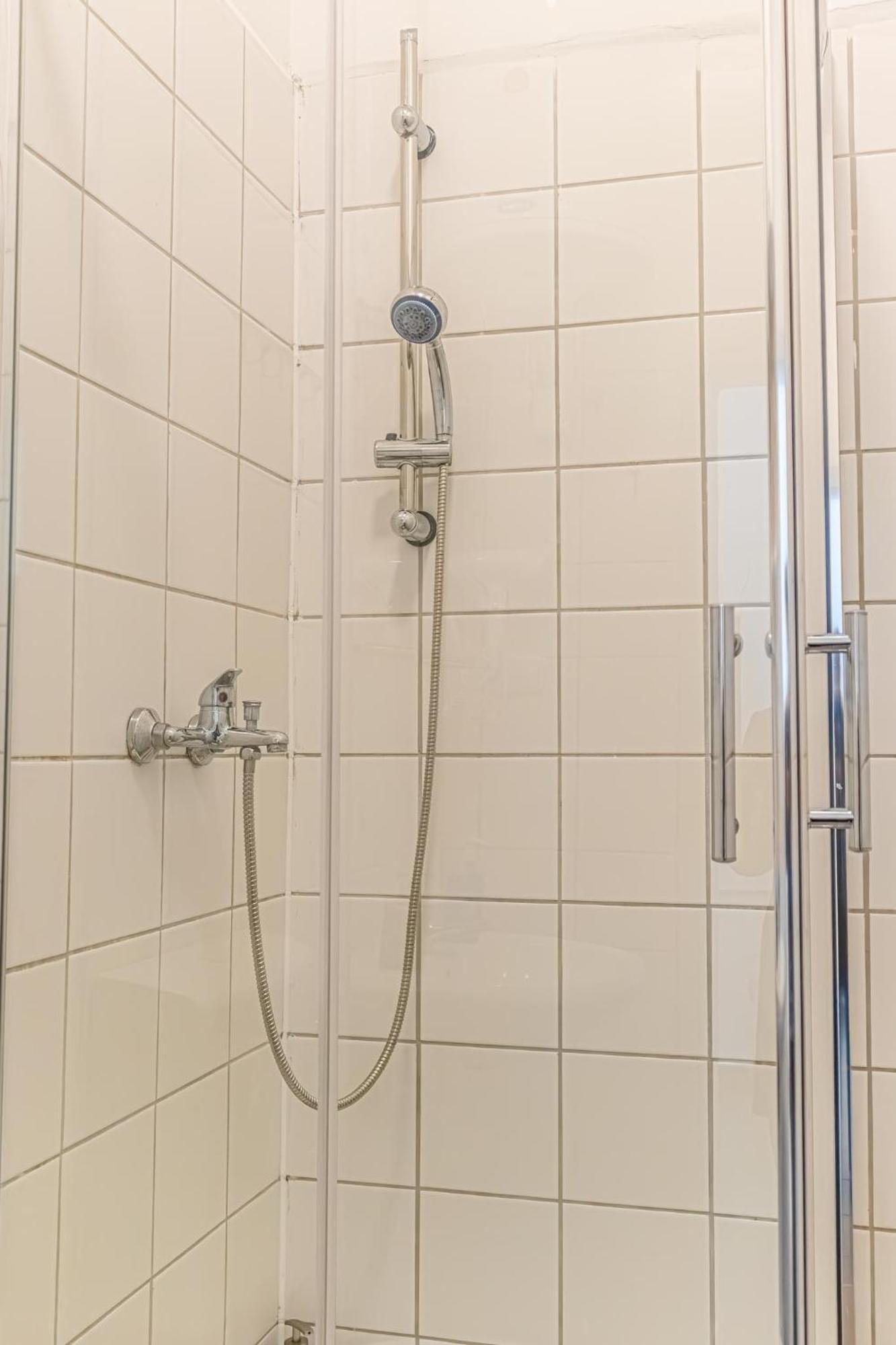 Basic 2br Perfectly Connected&well Positioned Apartment
