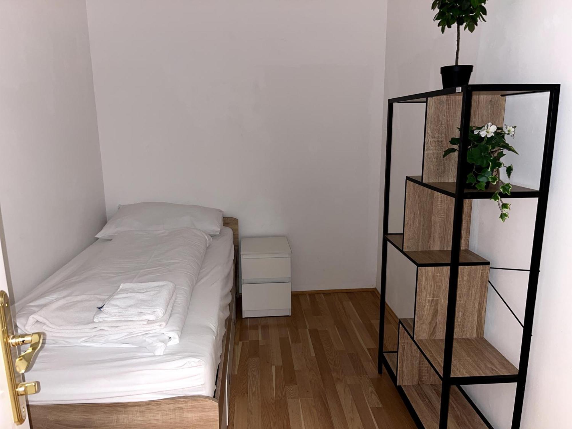 Bright And Modern In Vienna's District Apartment Vienna