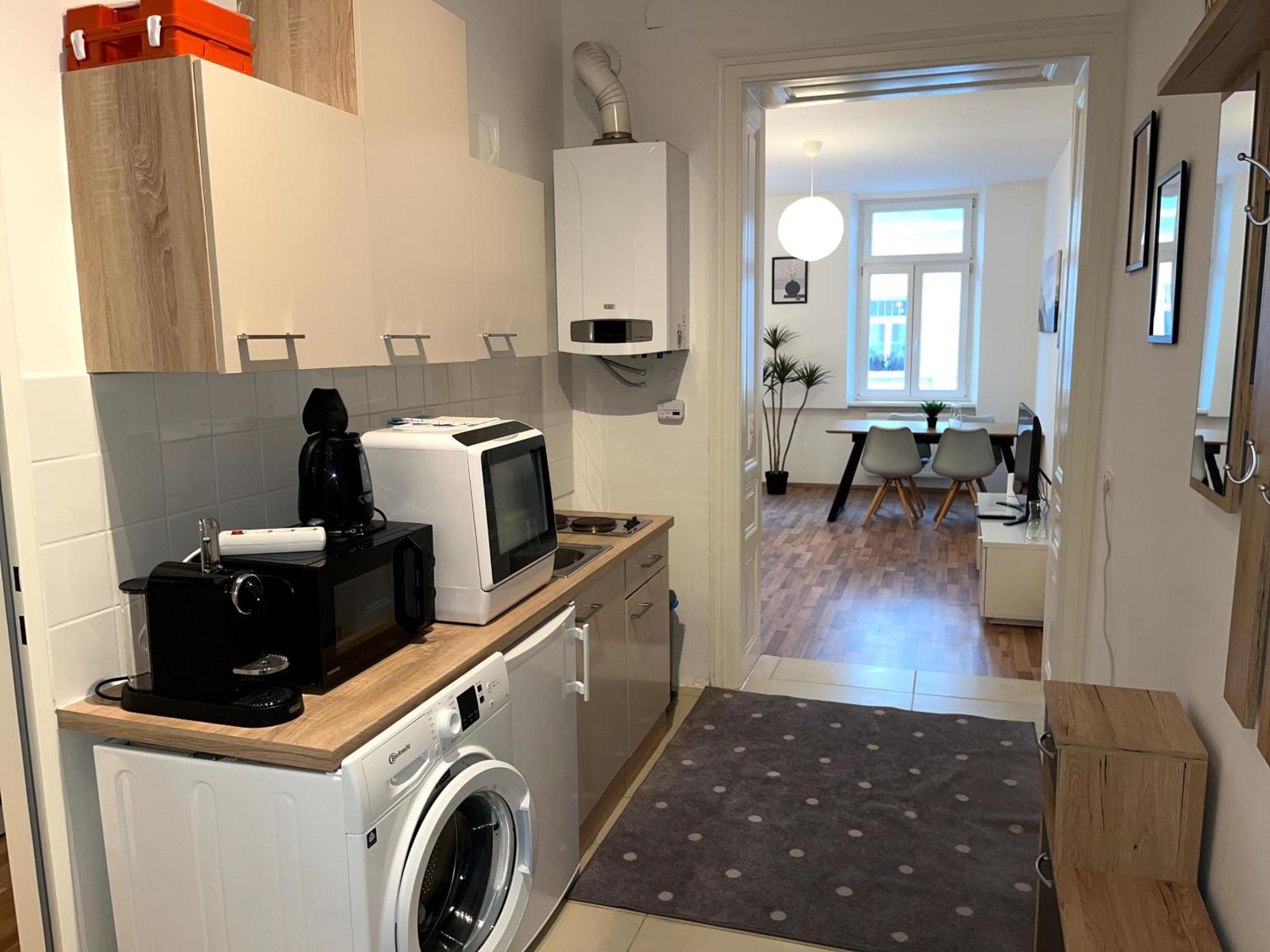 Apartment Bright And Modern In Vienna's District Vienna