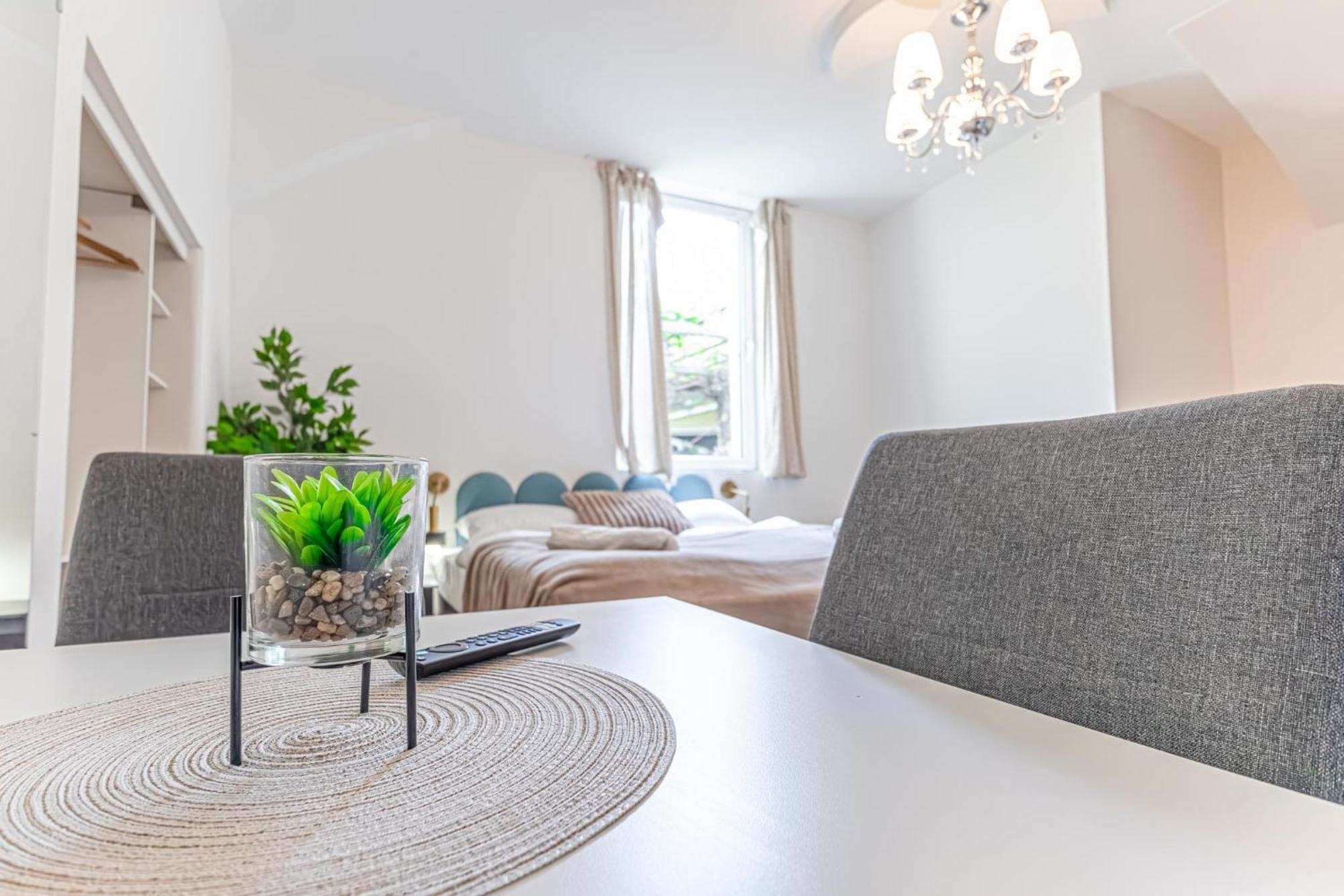 Beautiful With Great Location Apartment Vienna