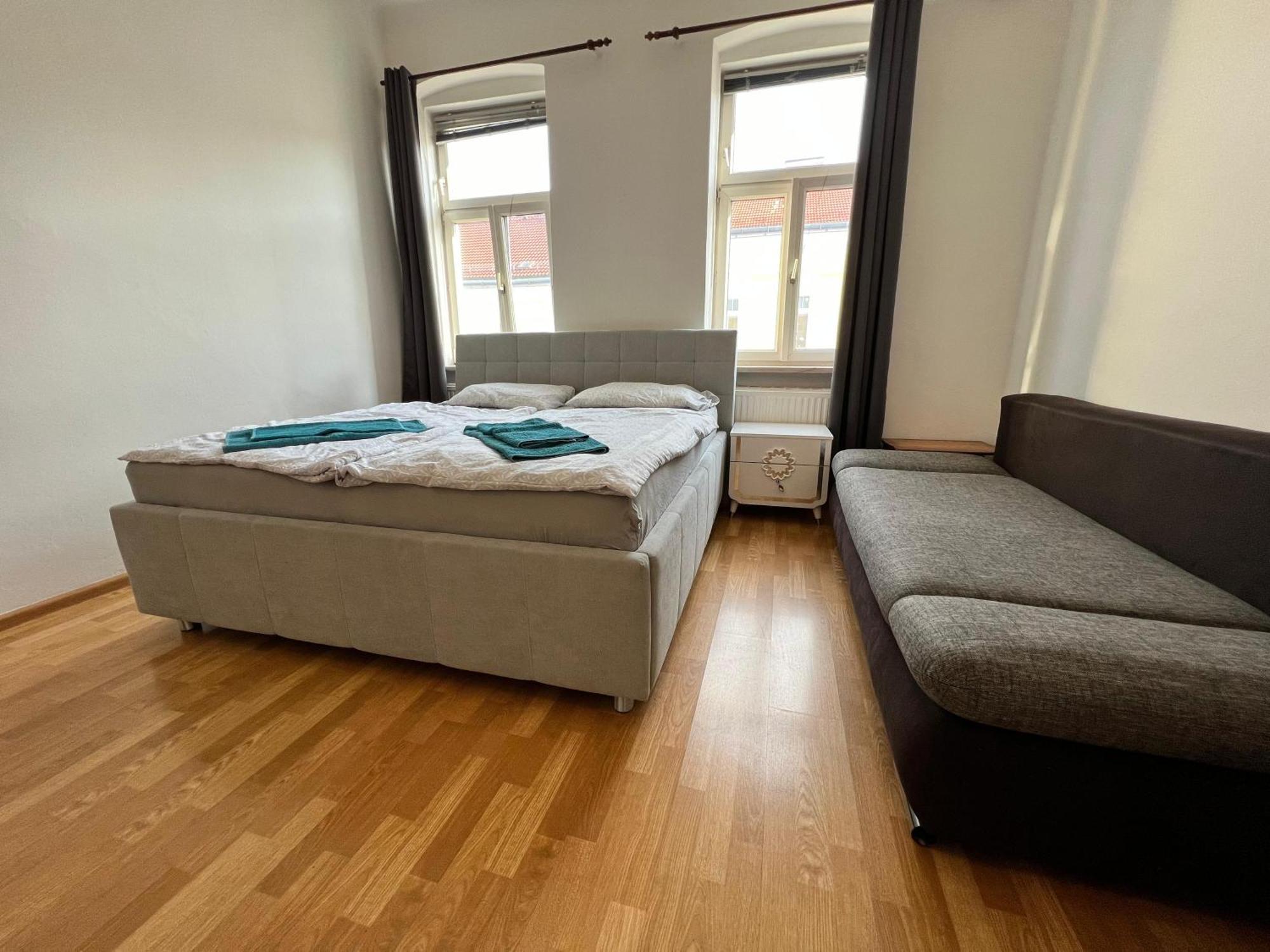 Comfy 3br Near Bahnhof Meidling