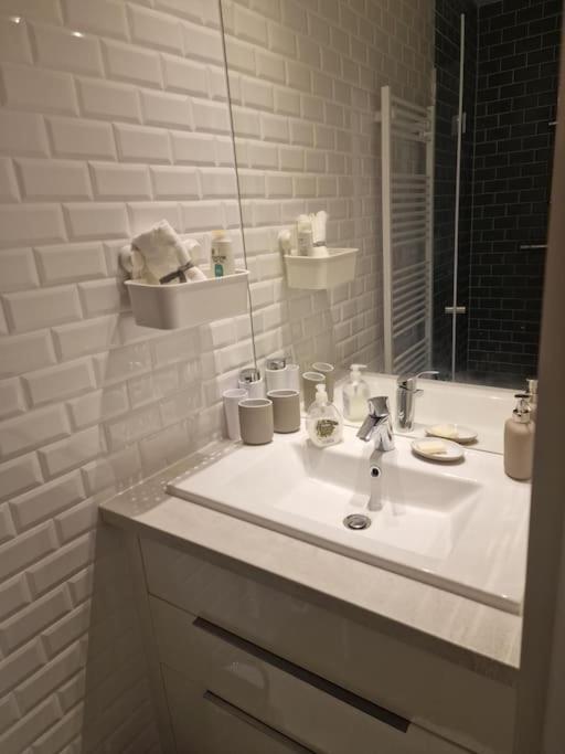 City Center Apartment *