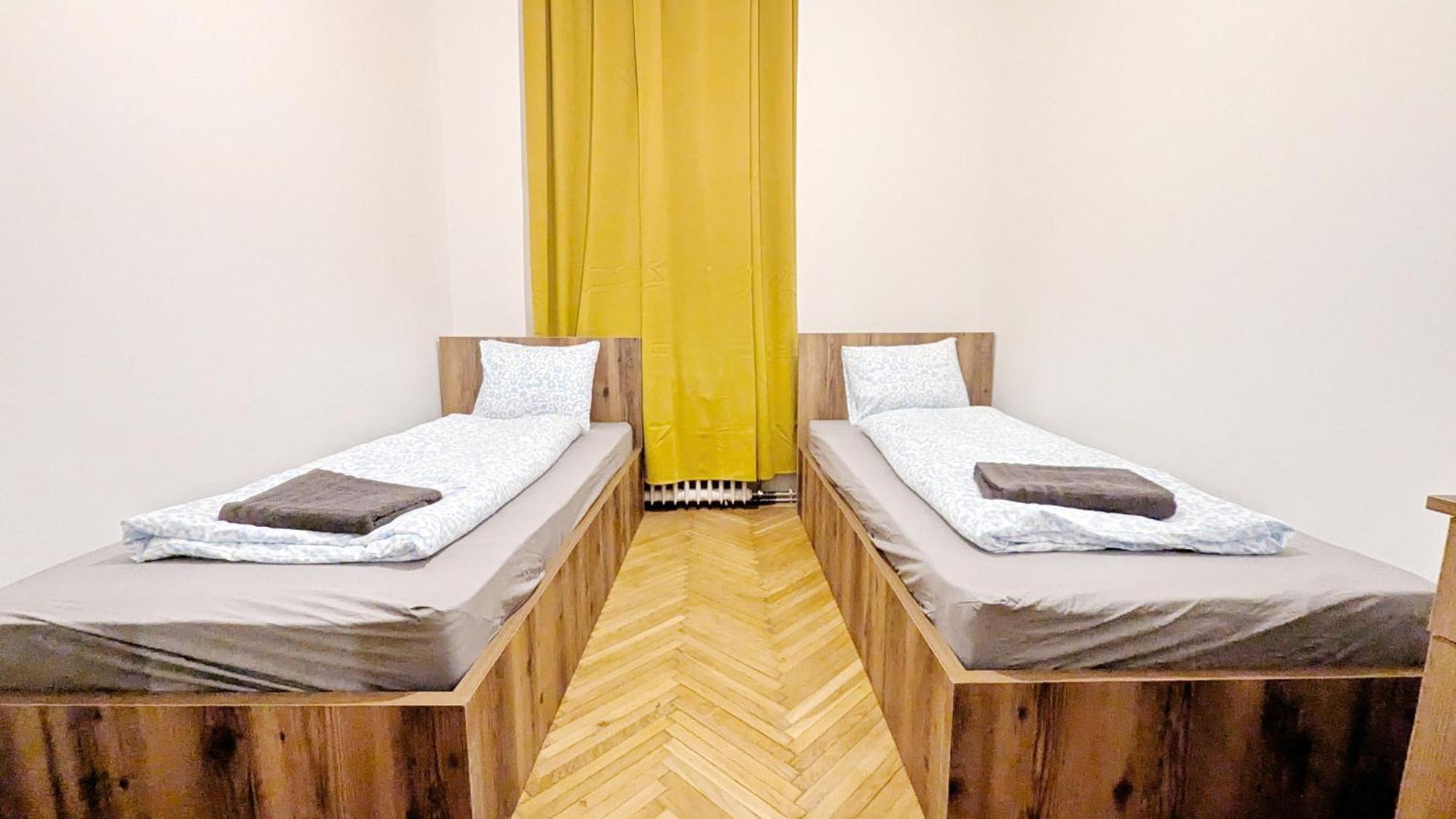 Spacious - 15 Min From Airport & Center, 5 Min From Main-bus Station Ez 1-9 * Wien