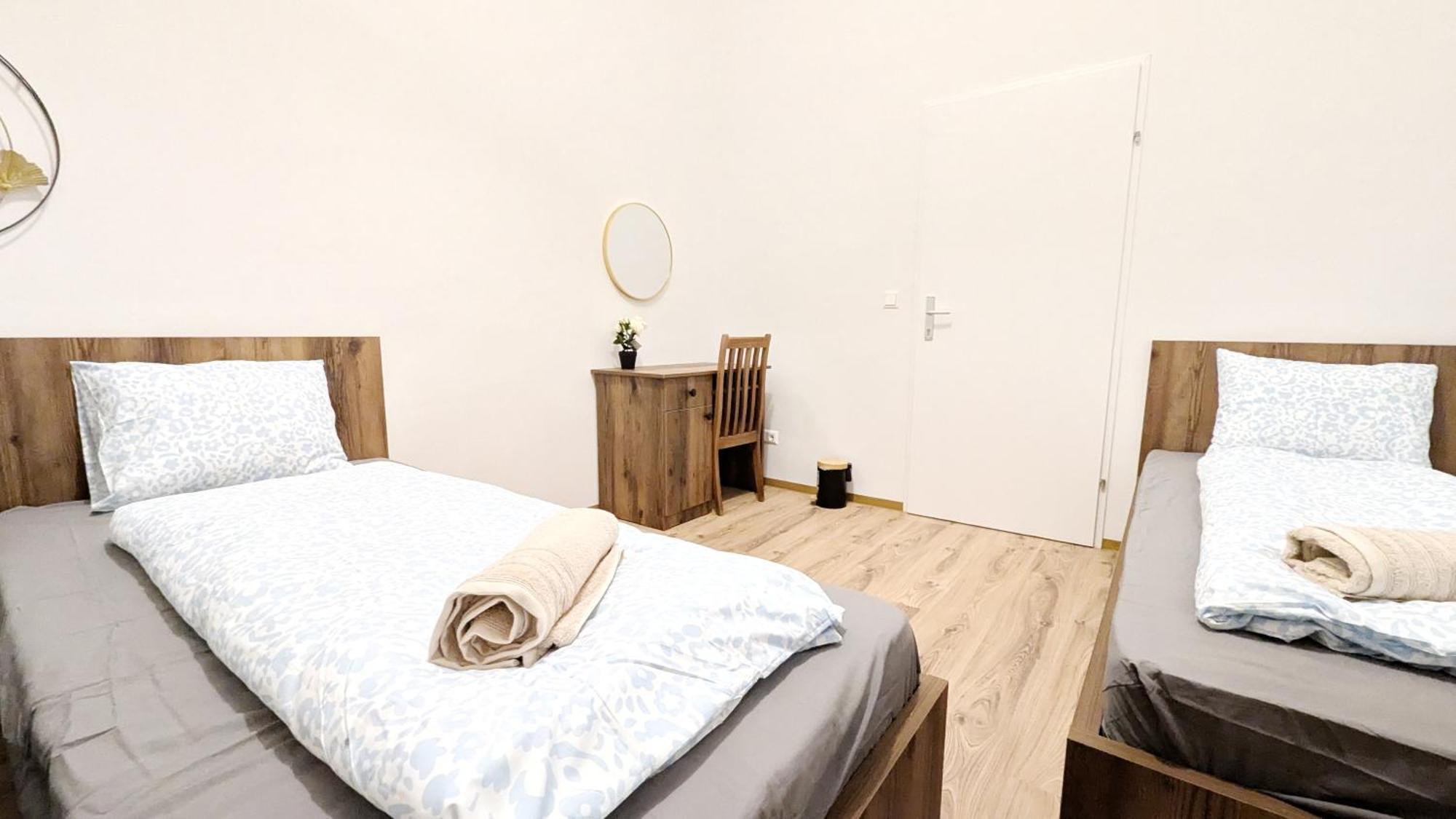 Privatunterkunft Spacious - 15 Min From Airport & Center, 5 Min From Main-bus Station Ez 1-9
