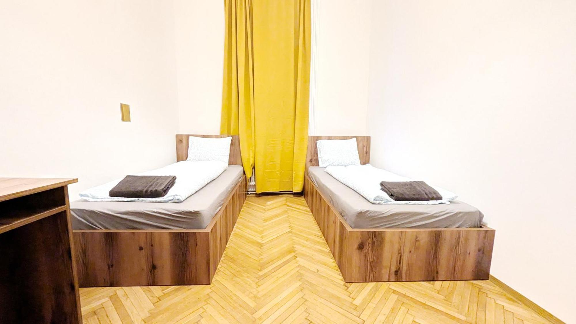 Spacious - 15 Min From Airport & Center, 5 Min From Main-bus Station Ez 1-9 Wien