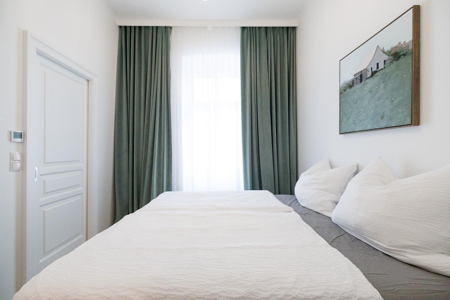Apartment Ultra Spacious 3-bedroom 3-bath Steps From Vienna's Historic Heart Vienna