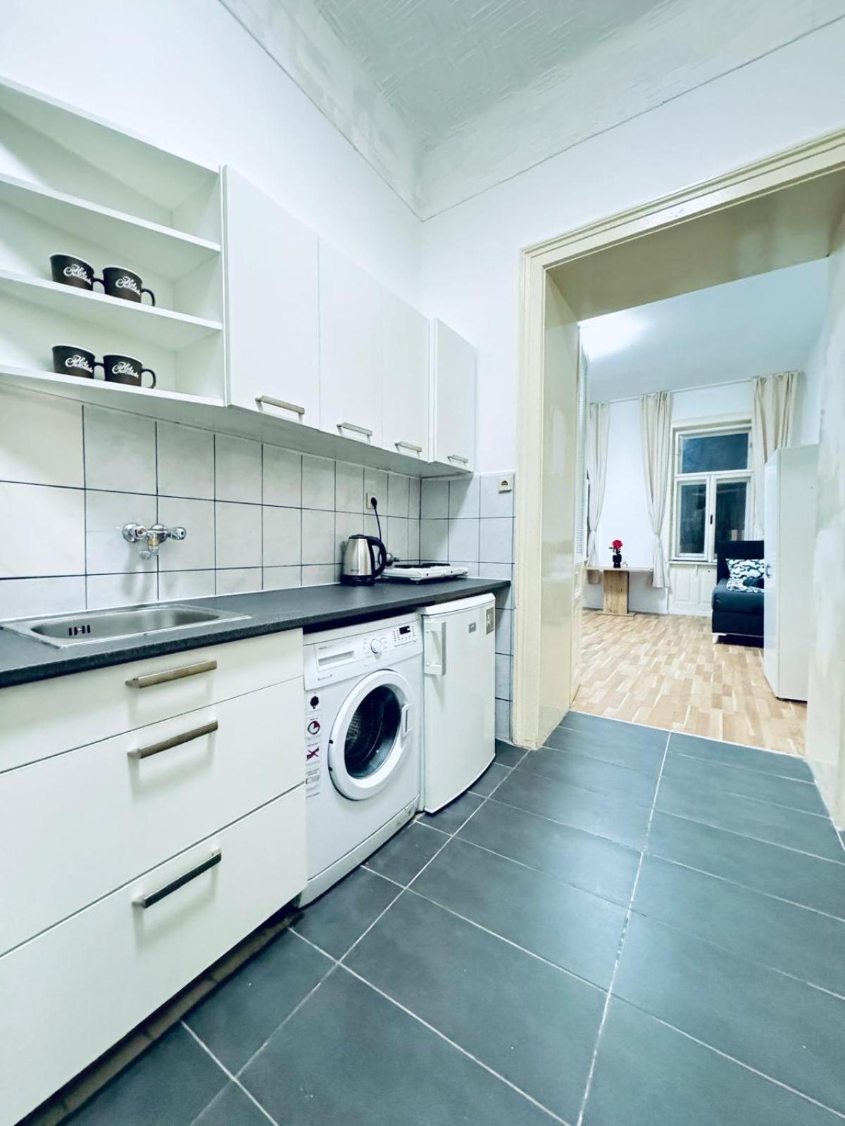 Comfy Apt, 10min Transport To Stadthalle Apartment Vienna