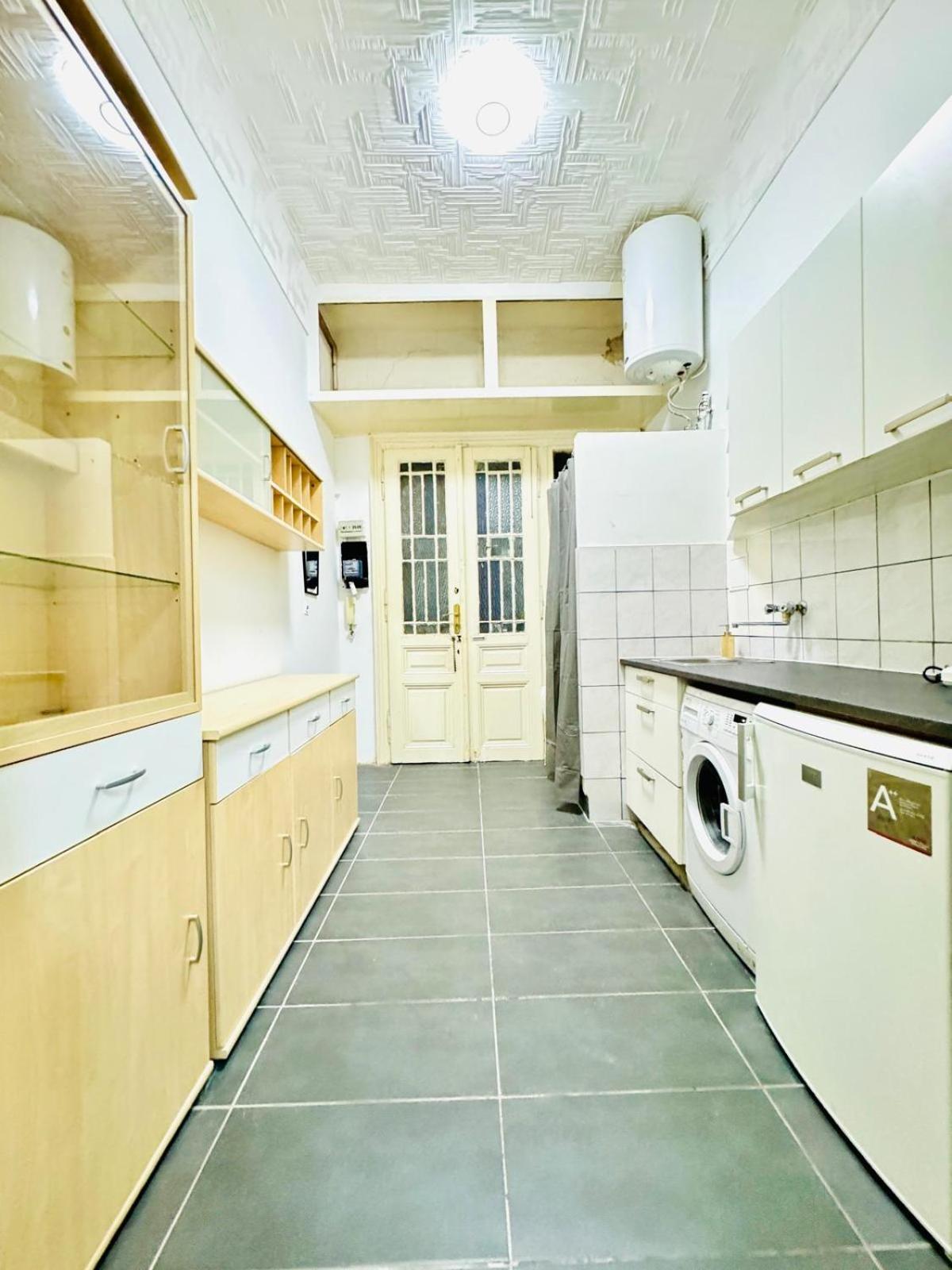 Comfy Apt, 10min Transport To Stadthalle Apartamento Viena