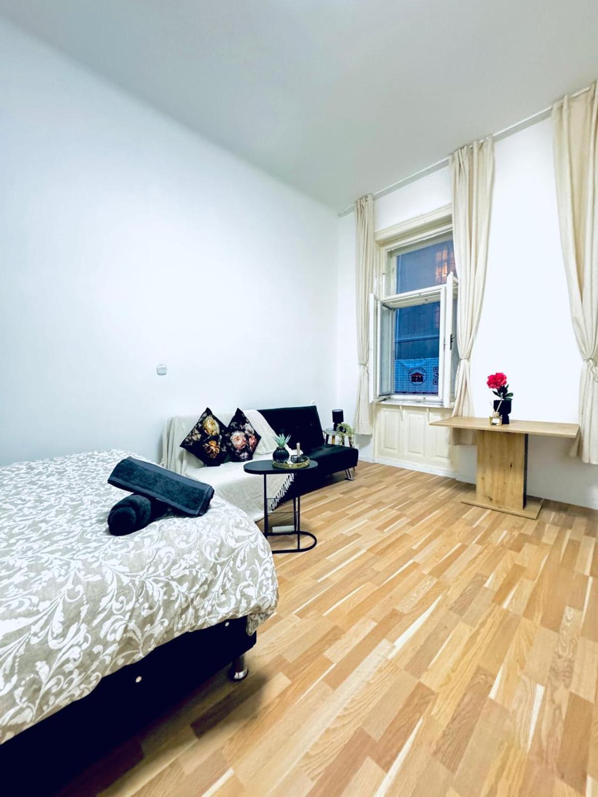 Comfy Apt, 10min Transport To Stadthalle * Viena