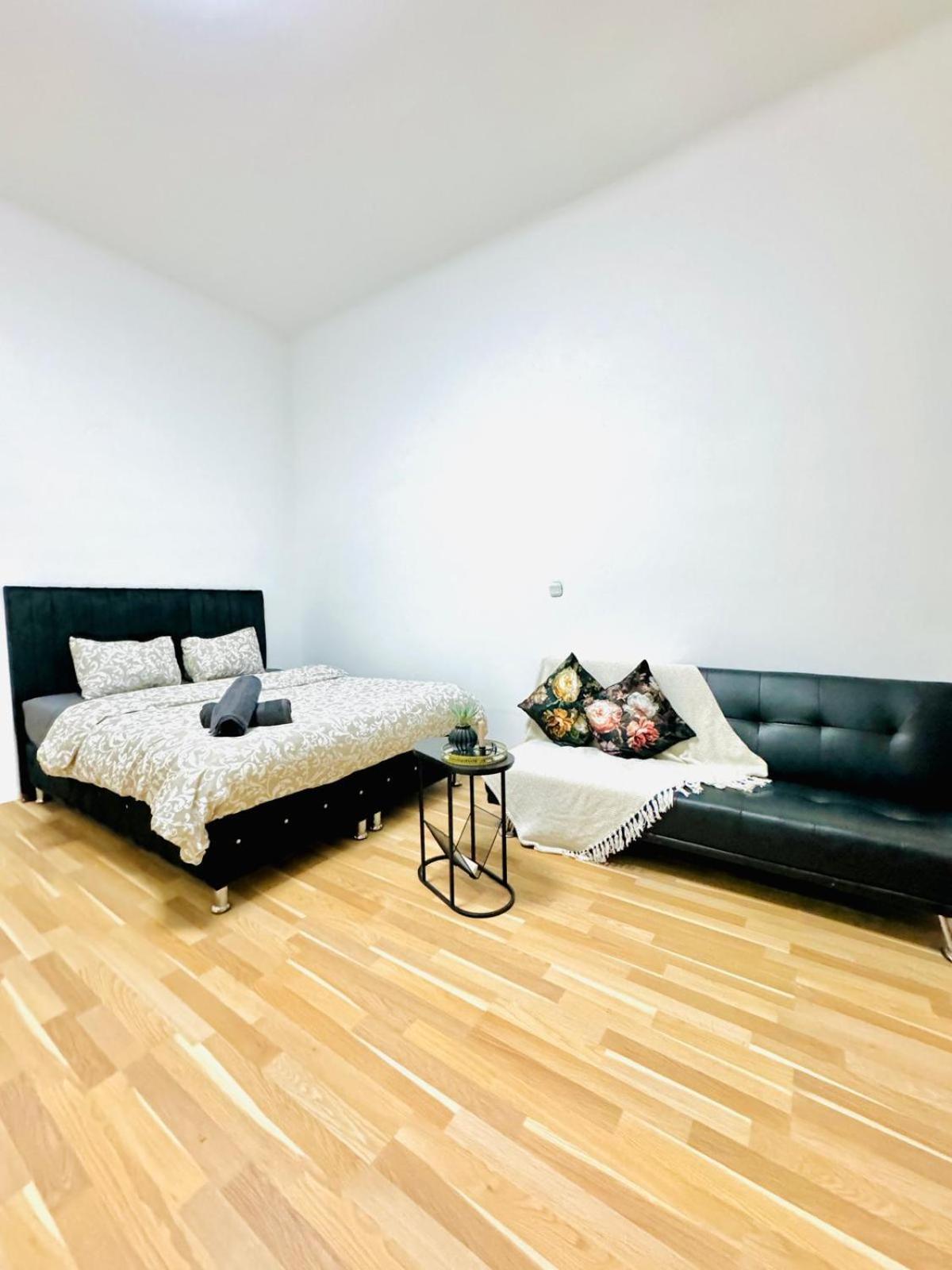 Comfy Apt, 10min Transport To Stadthalle Apartamento *