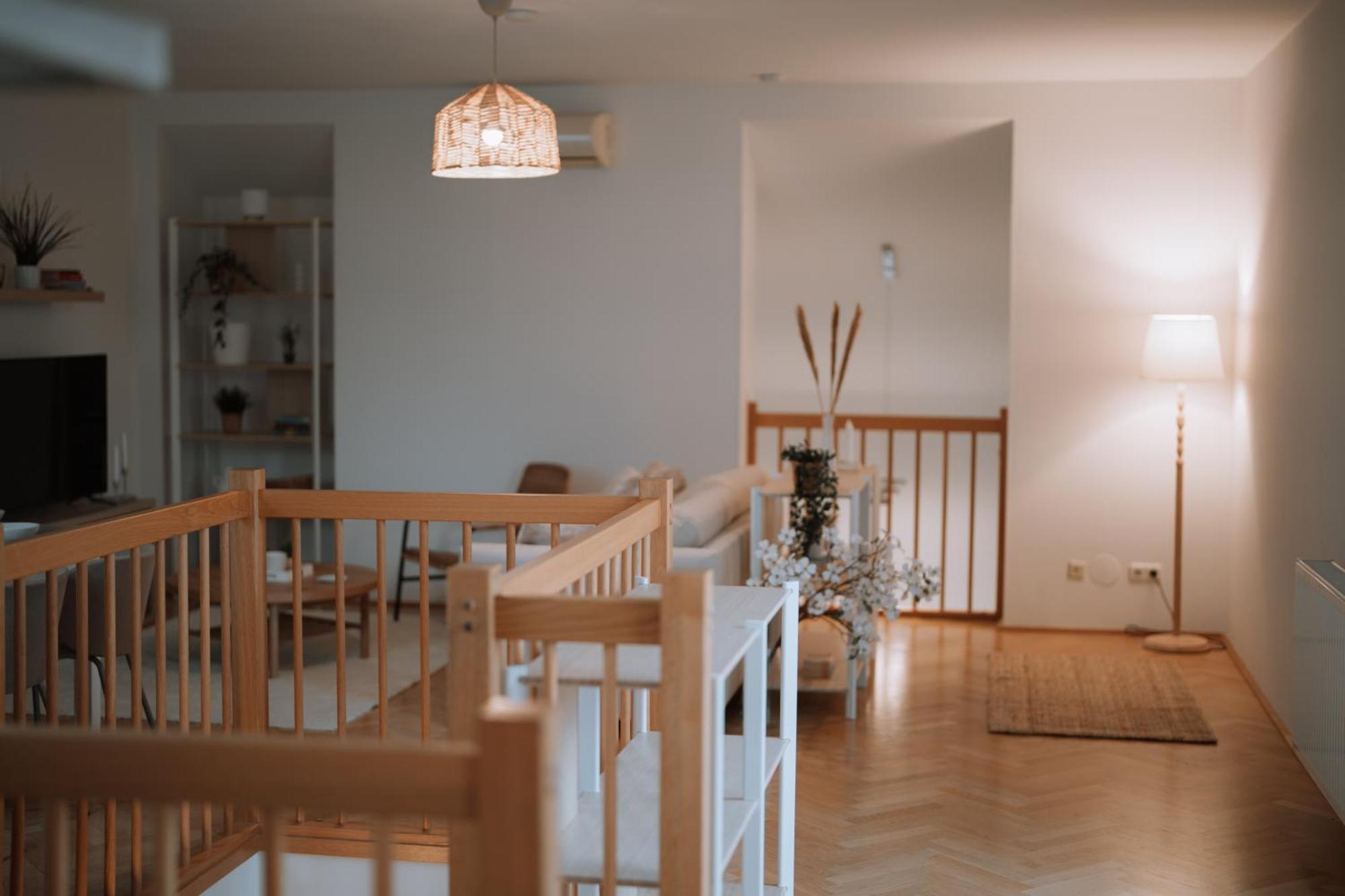 90qm, 3 Bedrooms, Near Schoenbrunn, Balcony - Axara Housing *