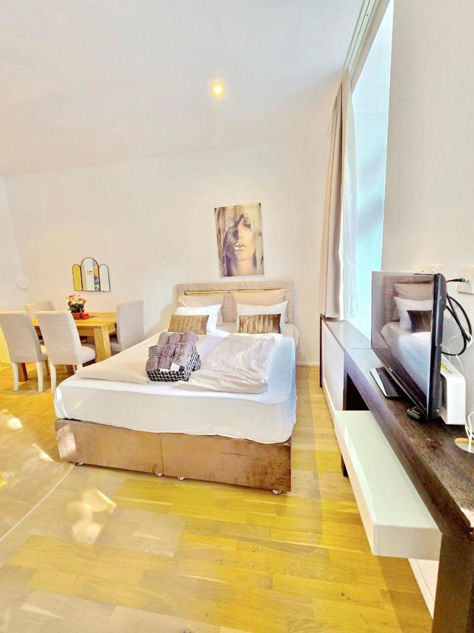 - Brigittenau Area Mm6 *