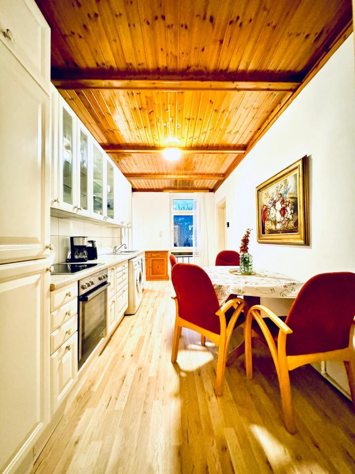 Cozy 4br For Up To 12people, 10minutes To Fac Platz Vienna
