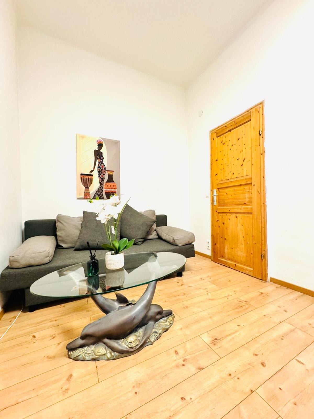 Apartment Cozy 4br For Up To 12people, 10minutes To Fac Platz