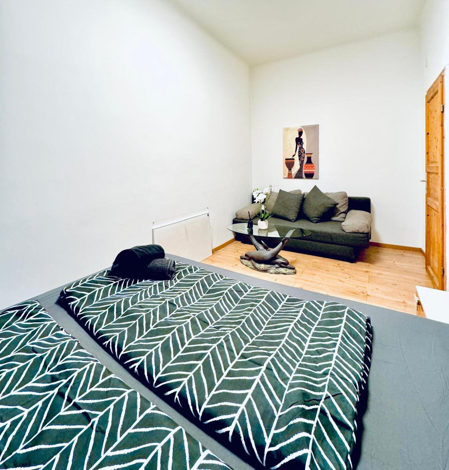Cozy 4br For Up To 12people, 10minutes To Fac Platz Apartment Vienna