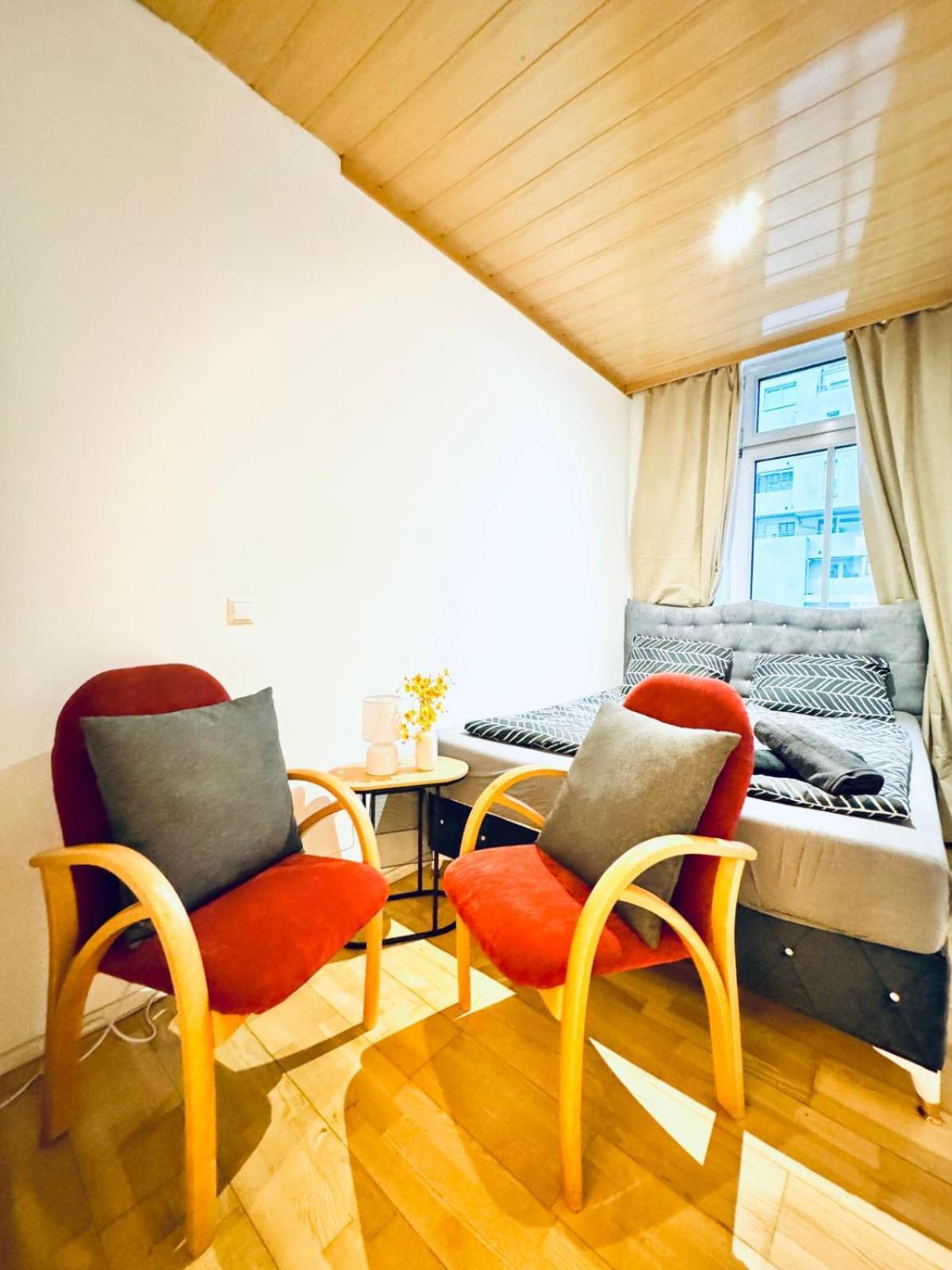 Cozy 4br For Up To 12people, 10minutes To Fac Platz Apartment Vienna