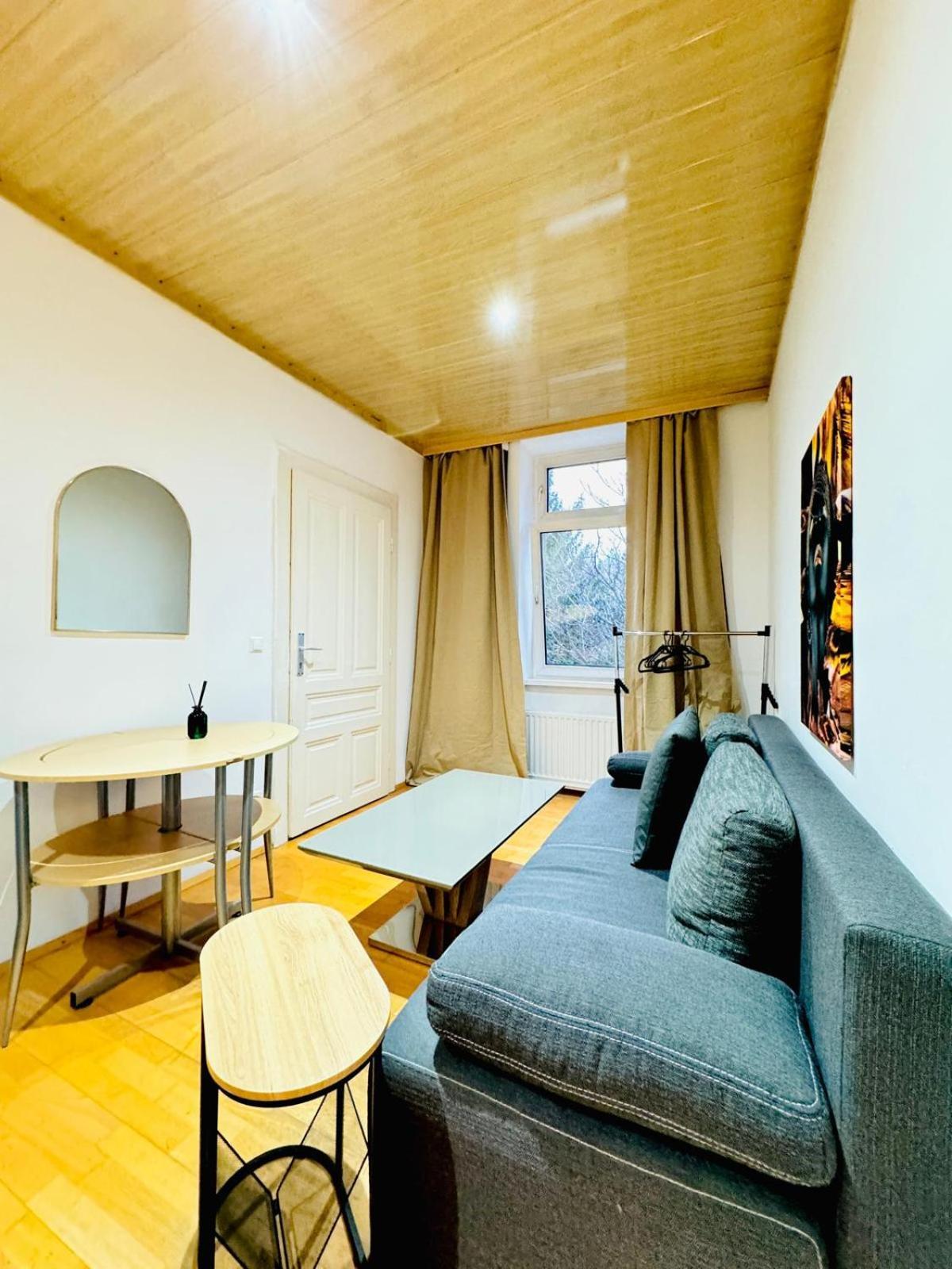 Cozy 4br For Up To 12people, 10minutes To Fac Platz Apartment Vienna
