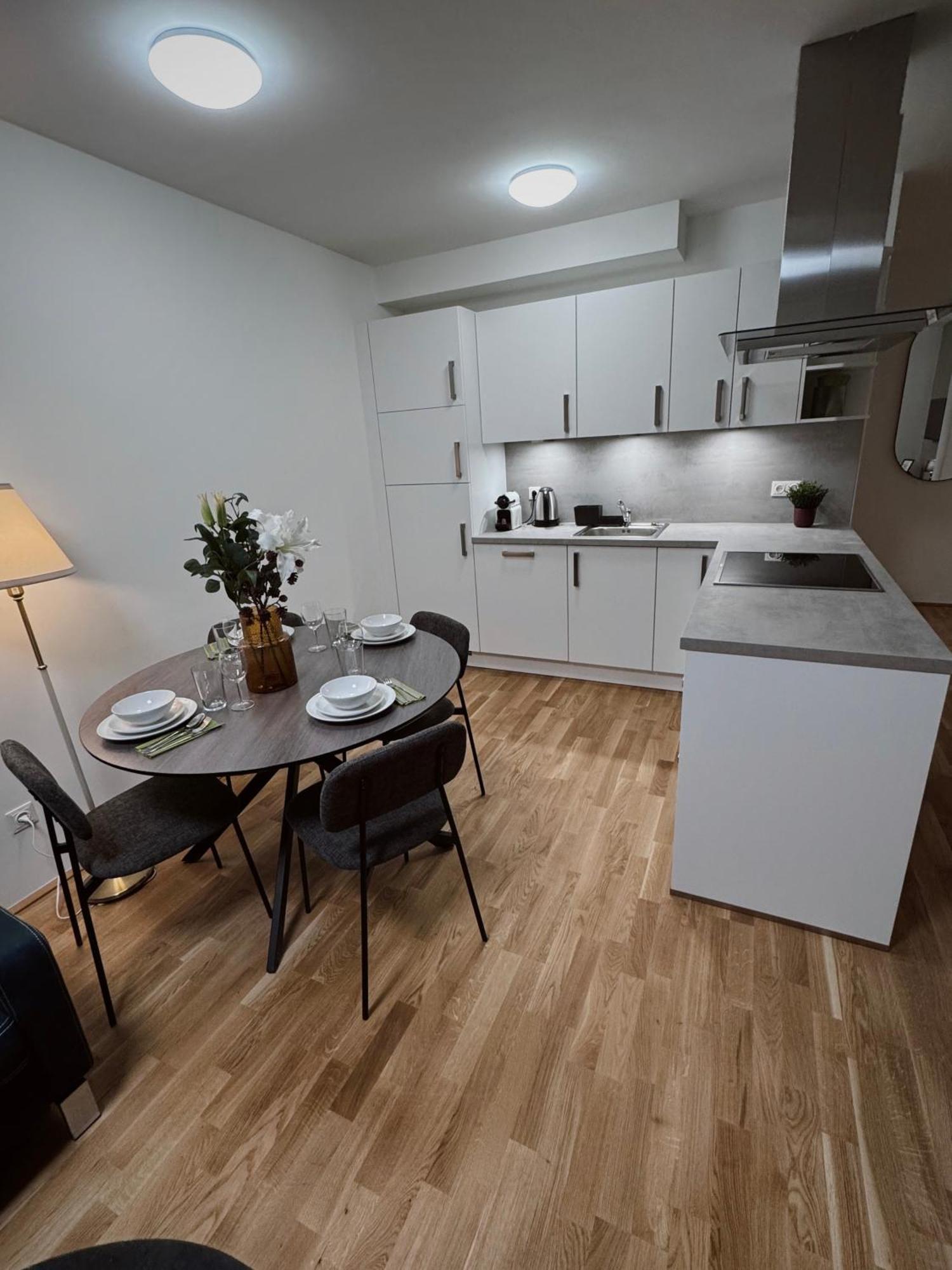 Urban Living Ferchergasse Apartment
