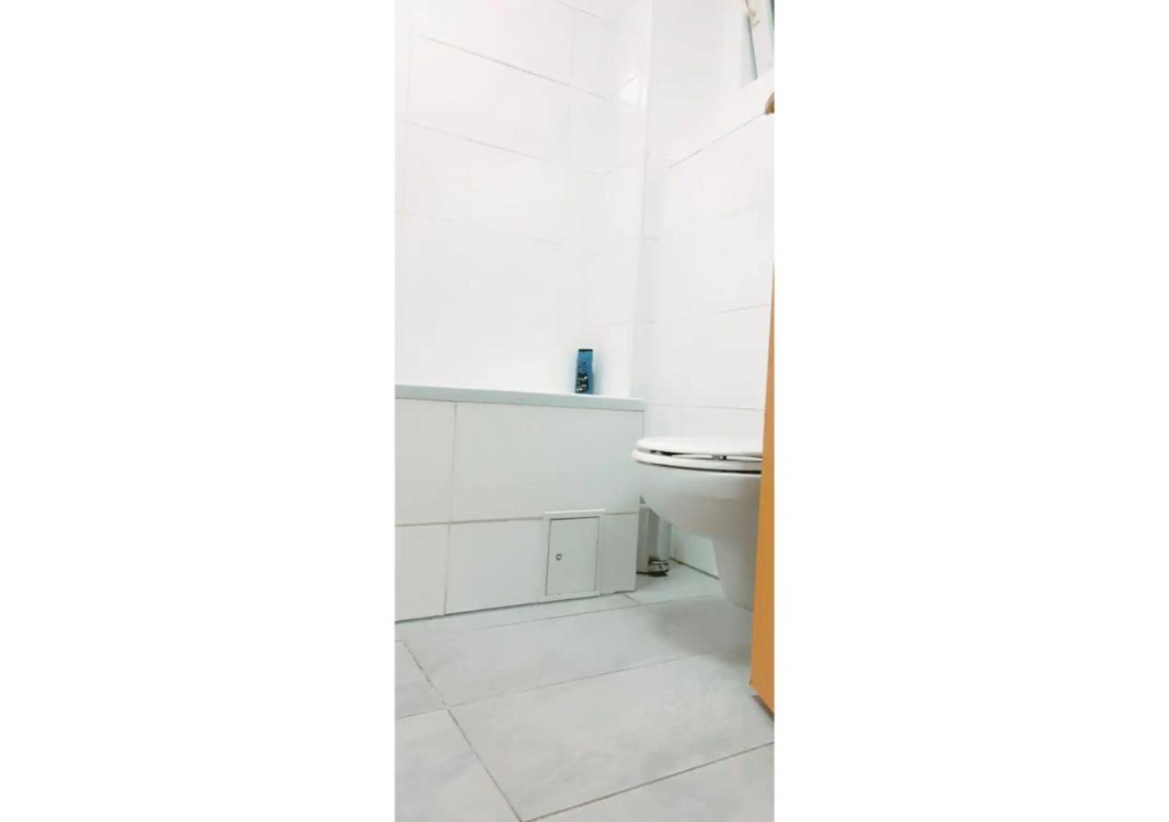 Lovely Near Amusement Park With Free Wifi
